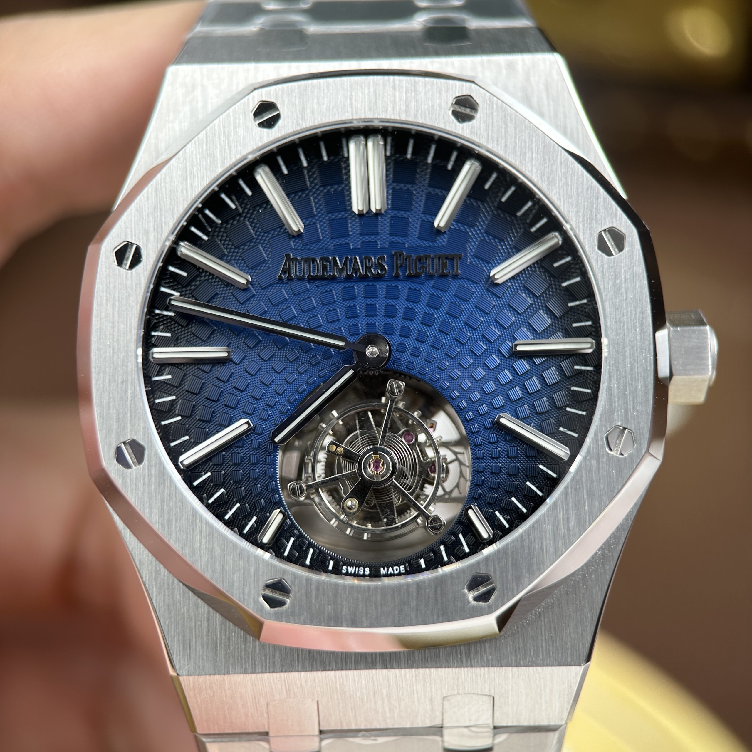 Audemars Piguet Royal Oak Flying Tourbillon 26530 Good Imitation Watch Blue Dial BBS Factory 41mm (11)