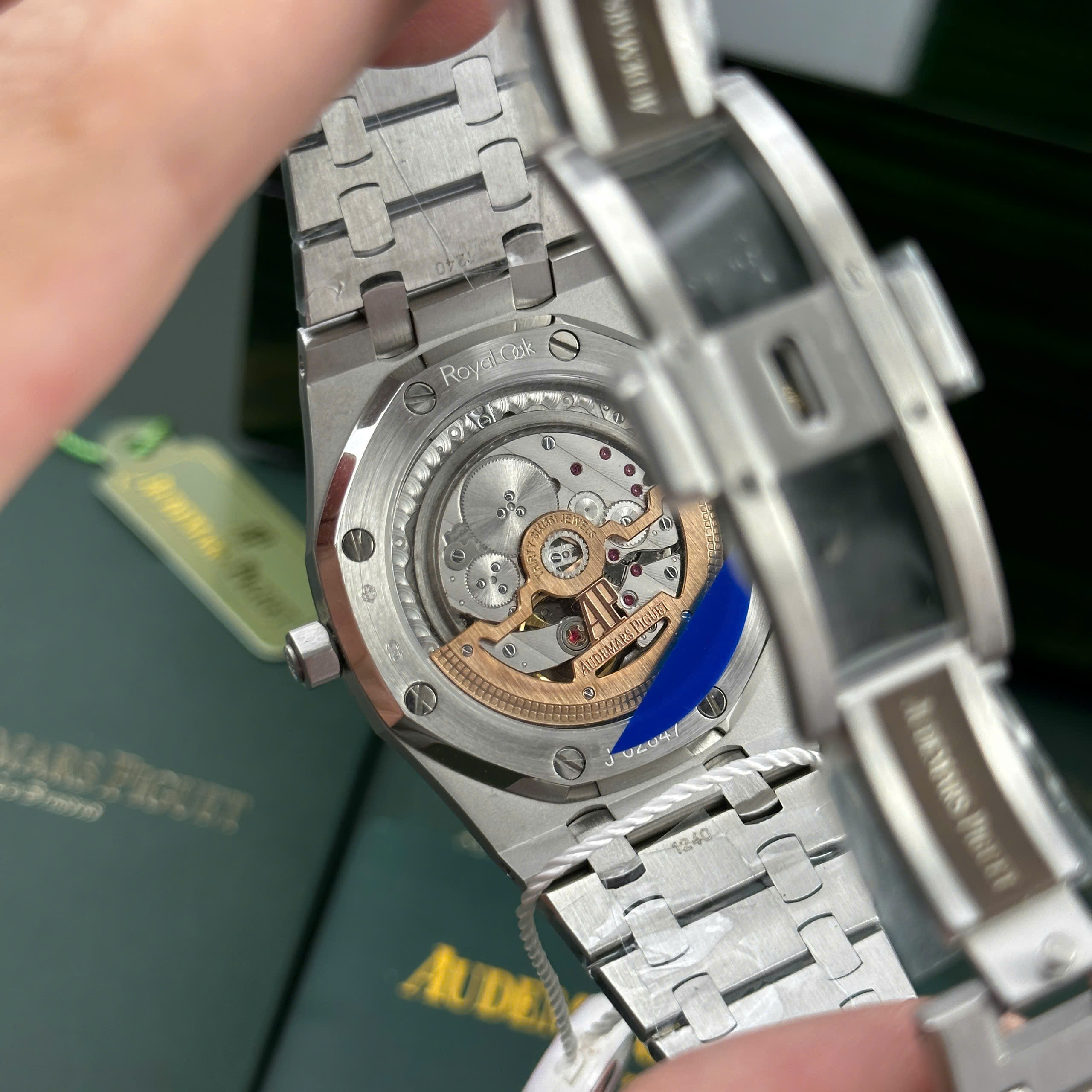 Audemars Piguet Royal Oak Jumbo Extra-Thin 15206PT Replica Watch Black Dial Rhinestone Hours IP Factory 39mm (2)