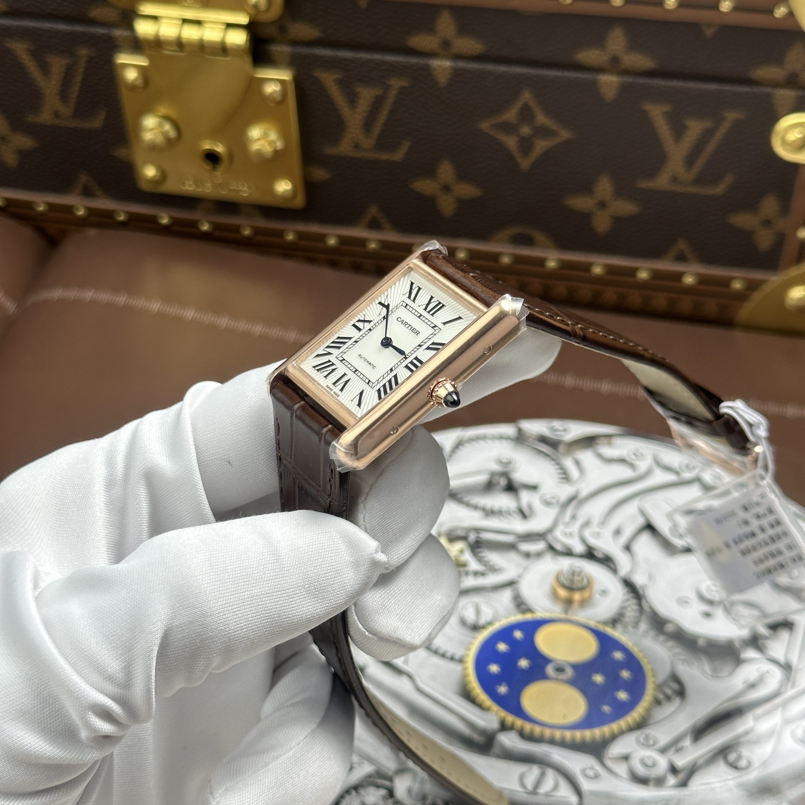 Cartier Tank Louis XL Best Replica Watch Rose Gold Plate White Dial Leather Strap Automatic 27.8 x 38 (10)