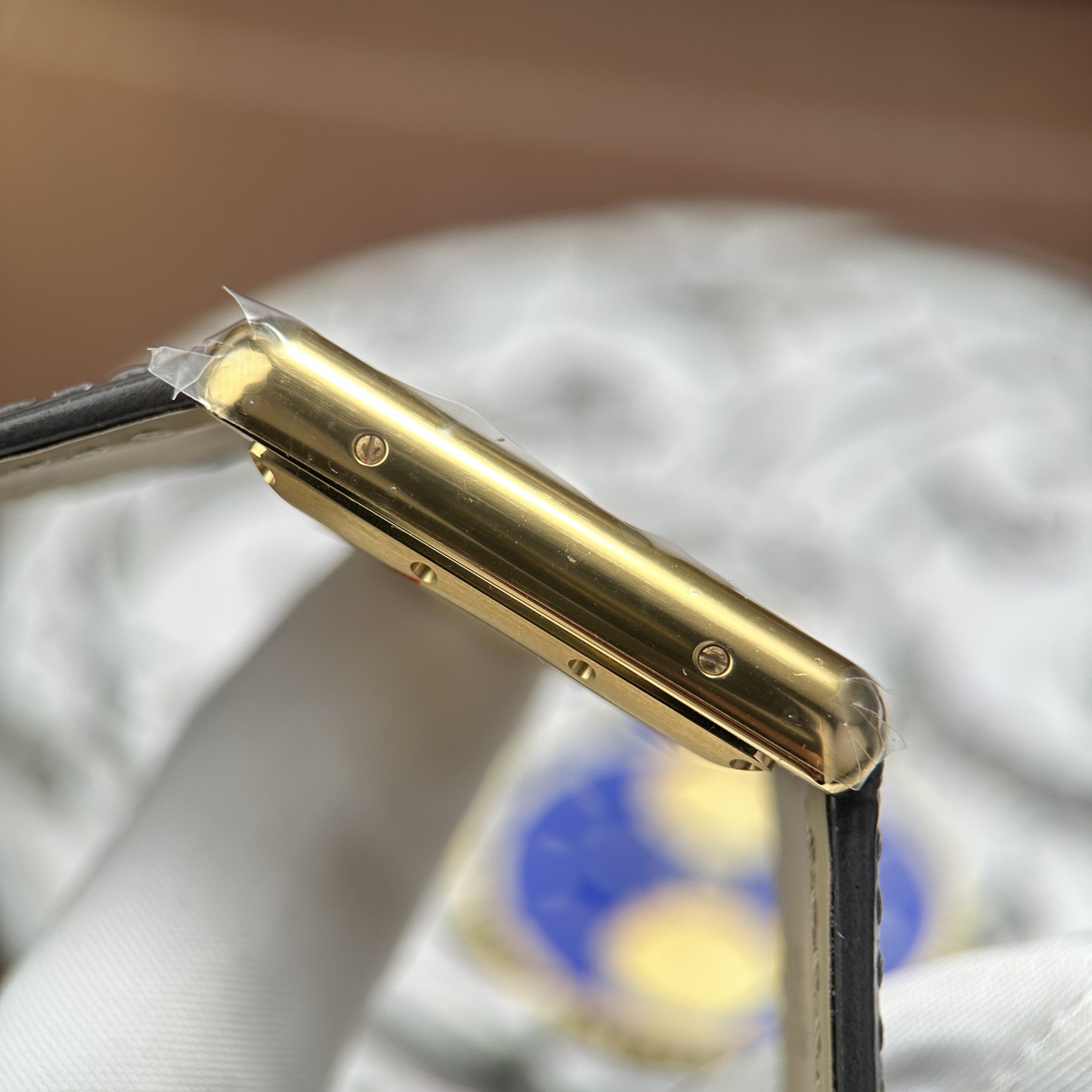 Cartier Tank Louis XL Replica Watch Gold Plate White Dial Black Leather Strap 27.8 x 38 (4)