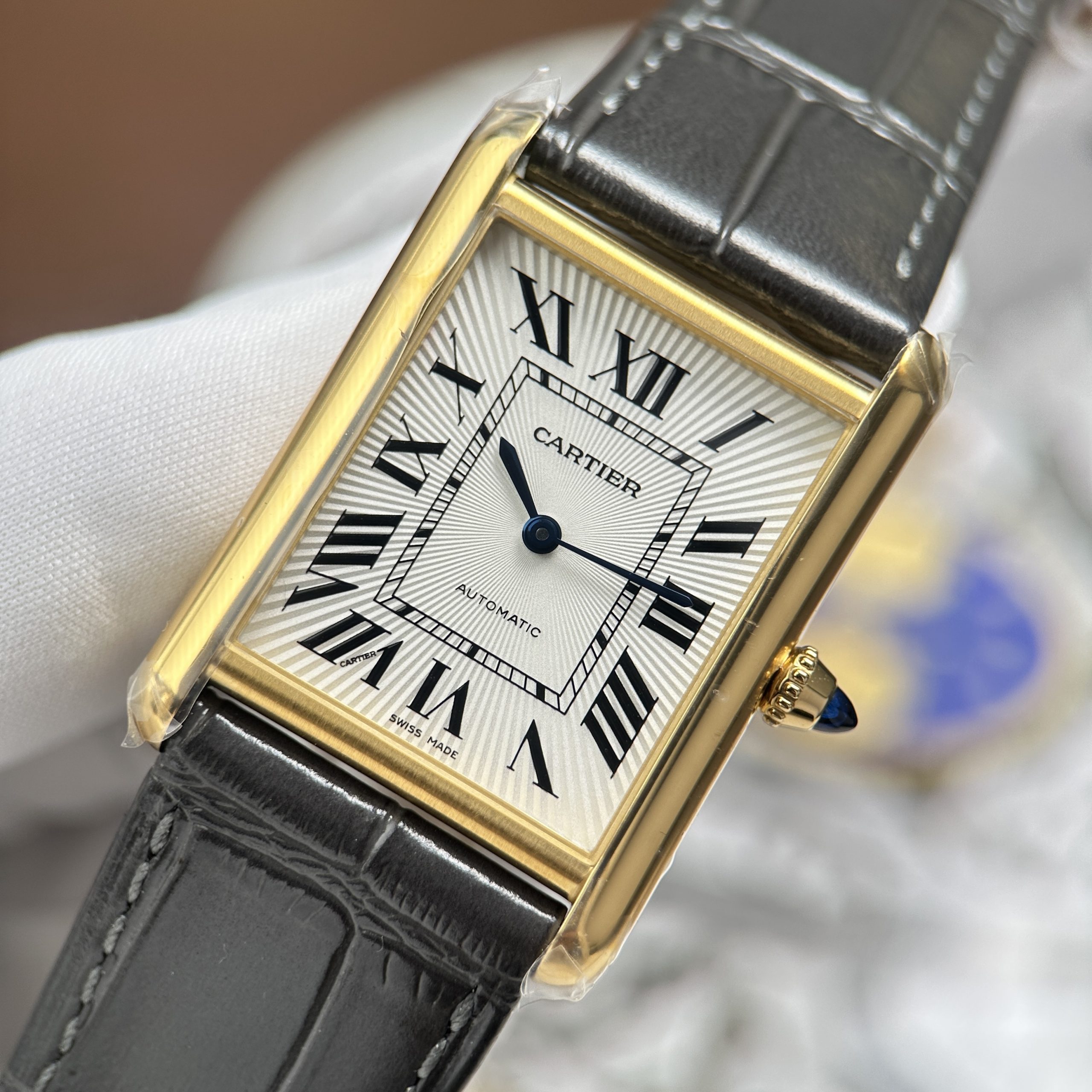Cartier Tank Louis XL Replica Watch Gold Plate White Dial Black Leather Strap 27.8 x 38 (8)