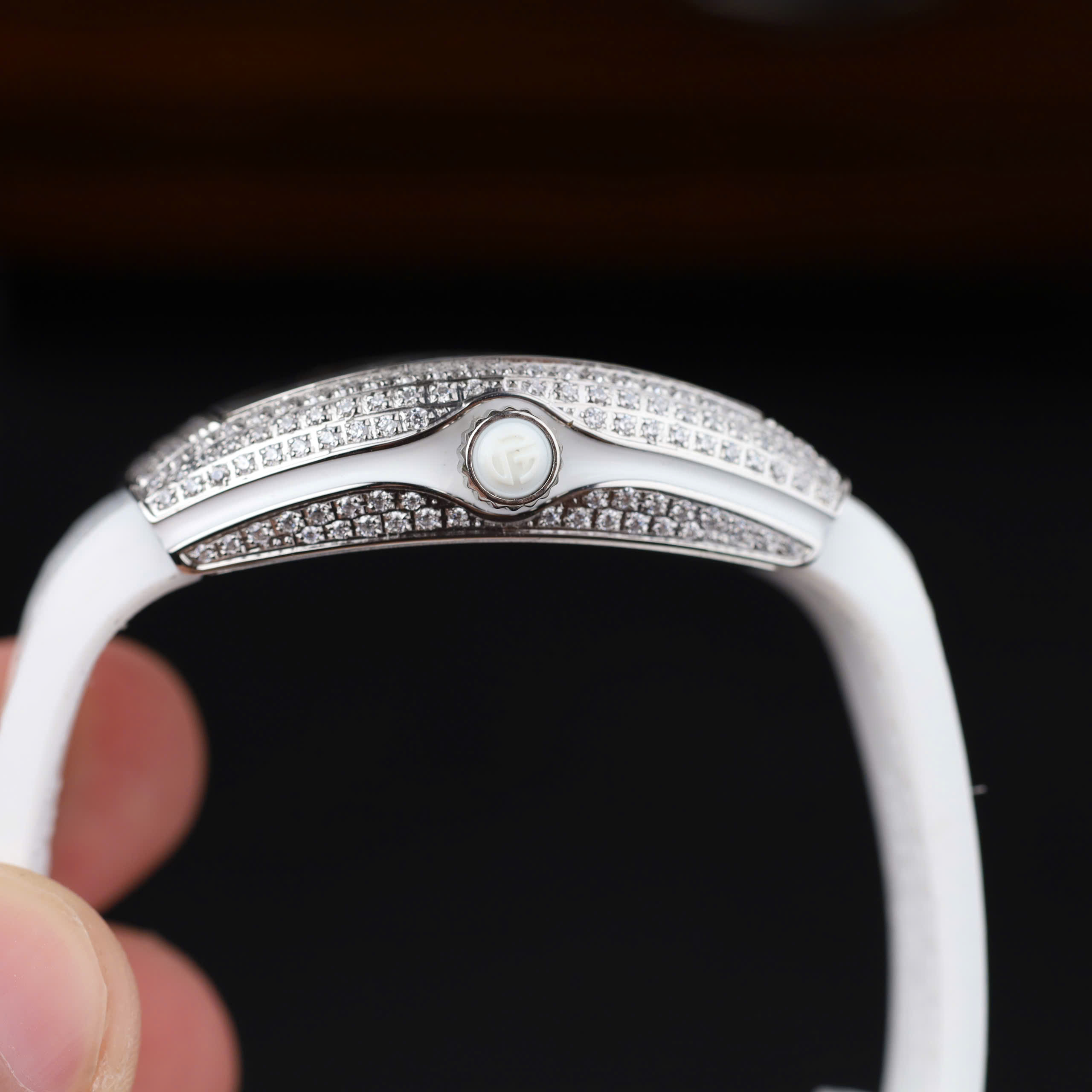 Franck Muller V32 Best Replica Watch White Dial Rhinestone Case Rubber Strap ABF Factory 36mm (3)