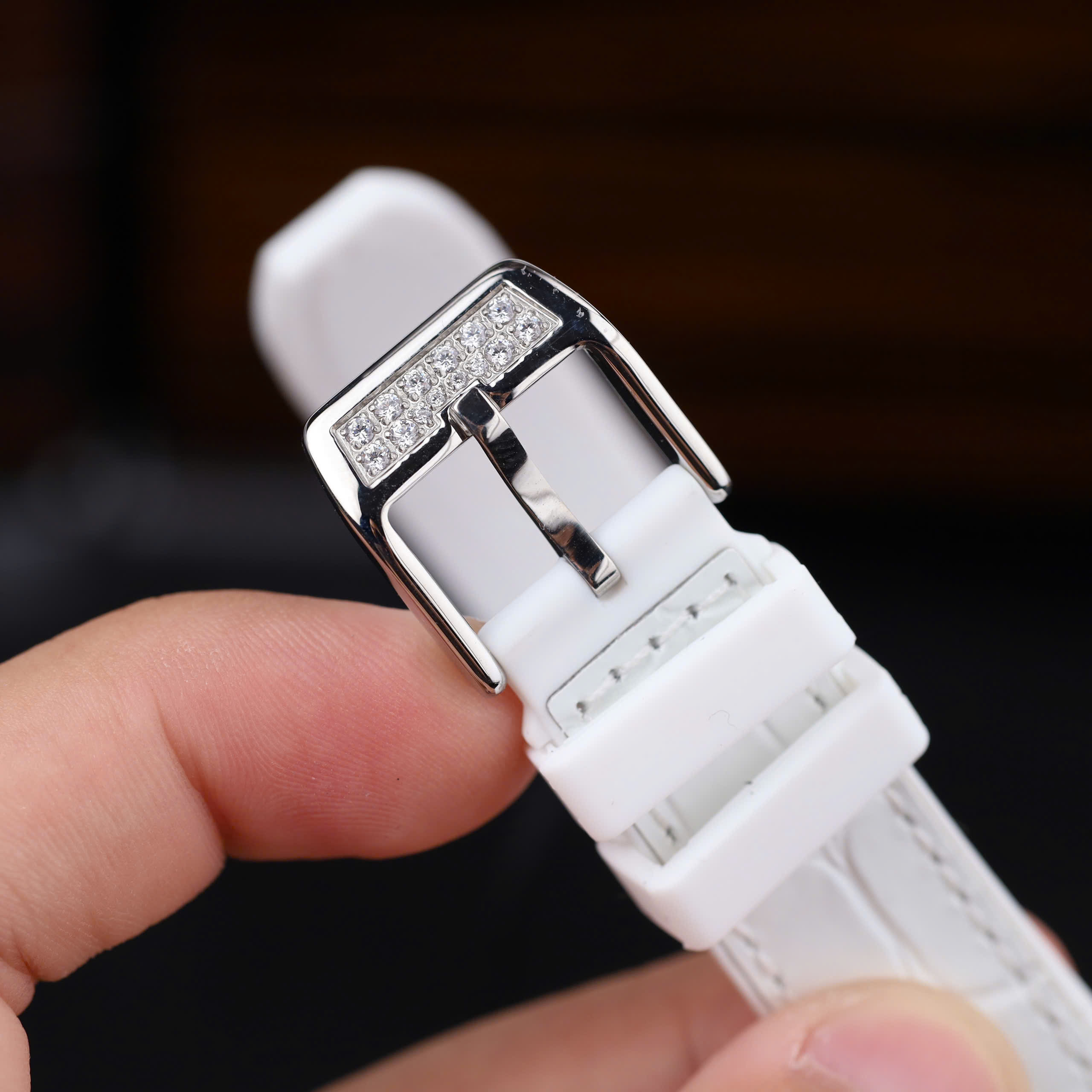 Franck Muller V32 Best Replica Watch White Dial Rhinestone Case Rubber Strap ABF Factory 36mm (4)