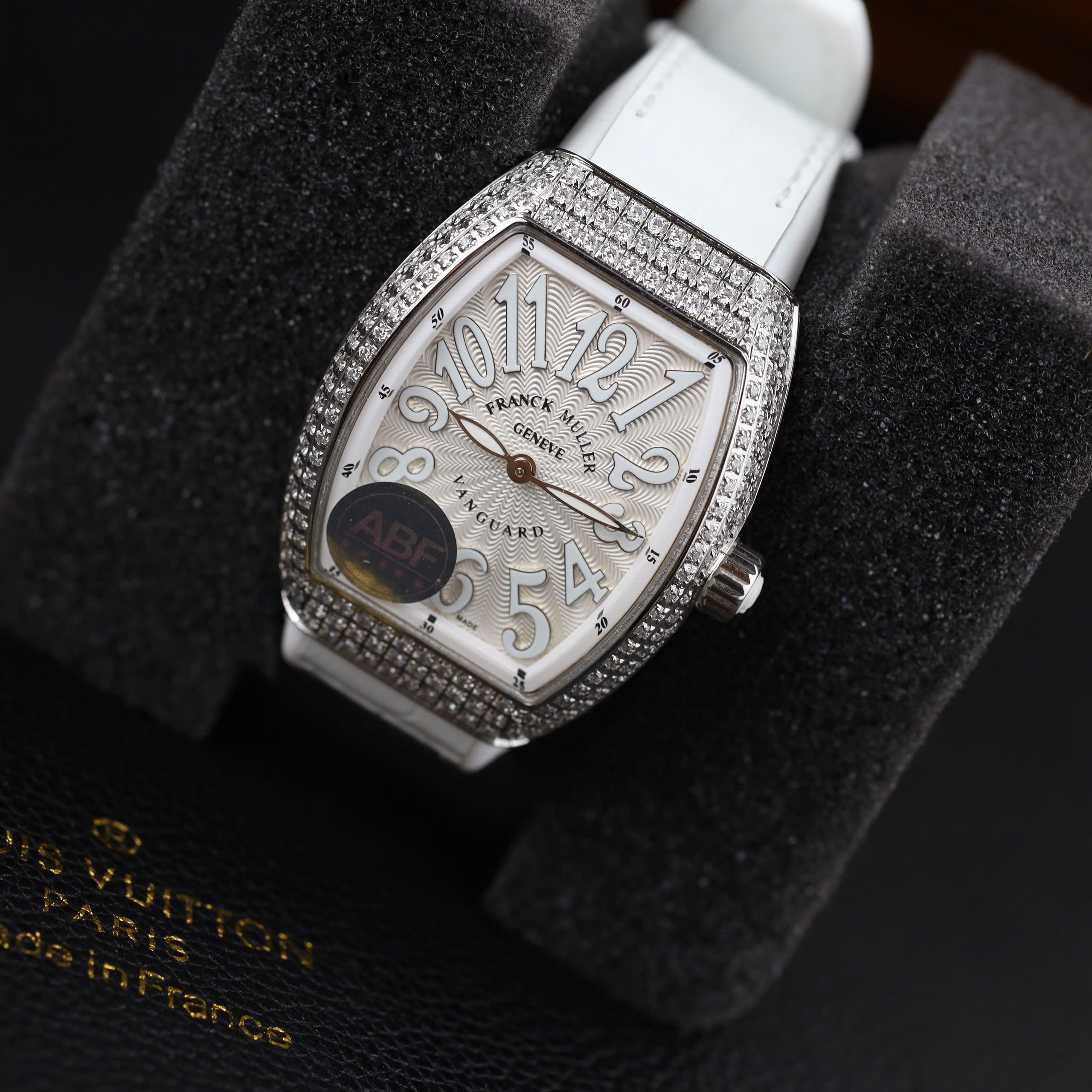 Franck Muller V32 Best Replica Watch White Dial Rhinestone Case Rubber Strap ABF Factory 36mm (8)