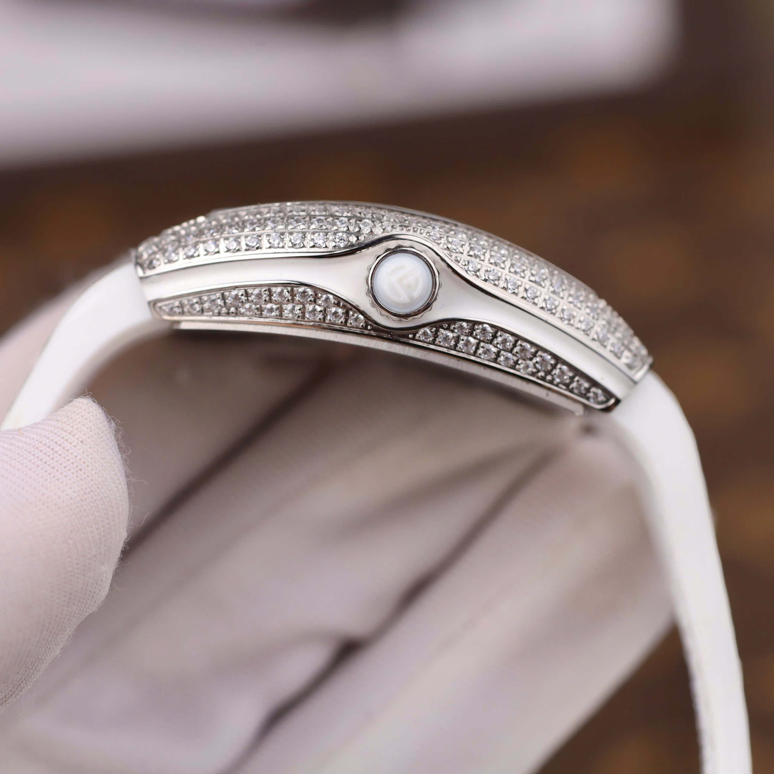 Franck Muller V32 Imitation Watch White Rhinestone Dial Rubber Strap ABF Factory 36mm (4)