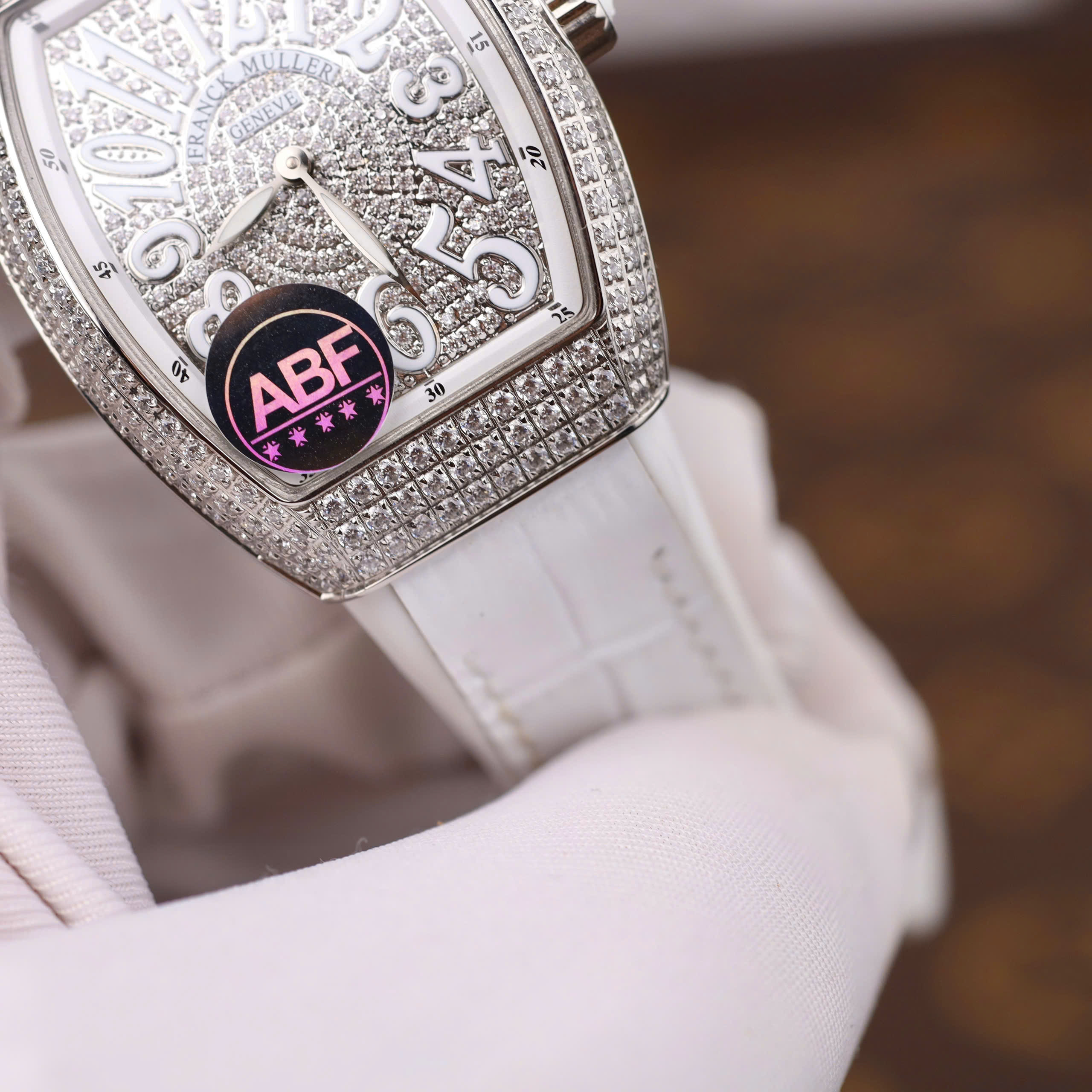 Franck Muller V32 Imitation Watch White Rhinestone Dial Rubber Strap ABF Factory 36mm (7)