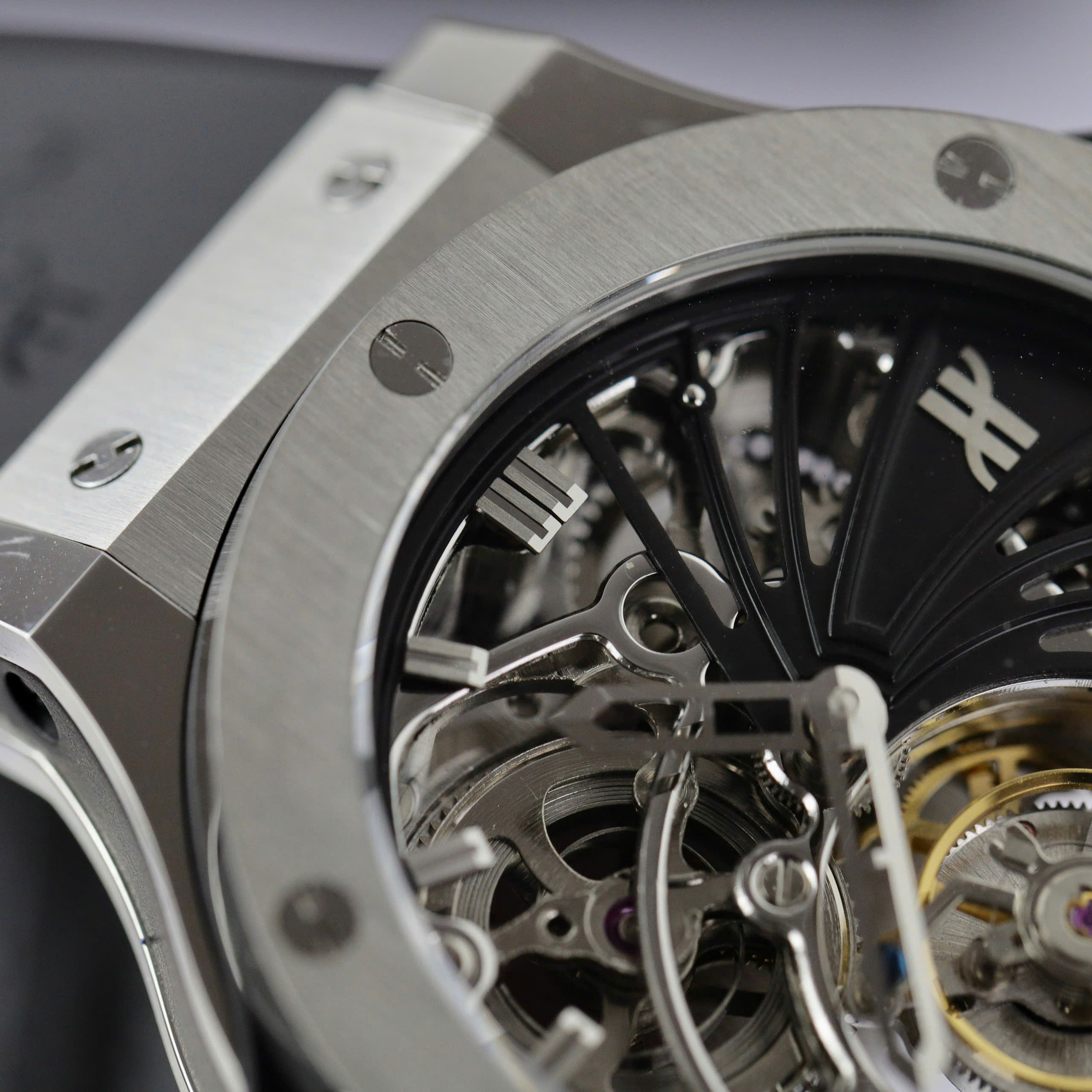 Hublot Big Bang Tourbillon Luxury Imitaiton Watch Skeleton Dial Titanium Case Rubber Strap 44mm (5)