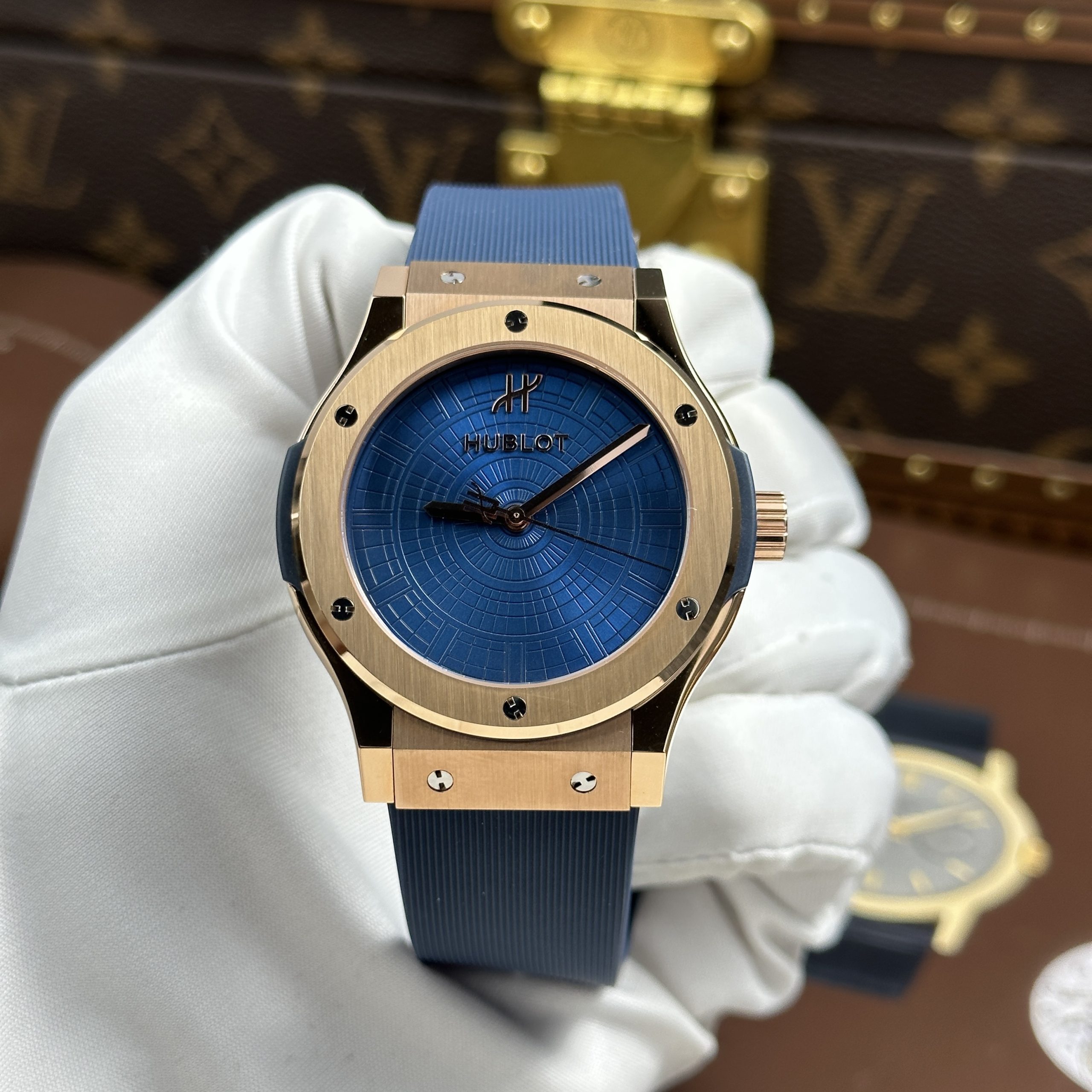Hublot Classic Fusion King Gold Best Quality Replica Watch Boutique Pisa 1940 Edition Rose Gold Plate Blue Dial Rubber Strap JJZ Factory 42mm (12)