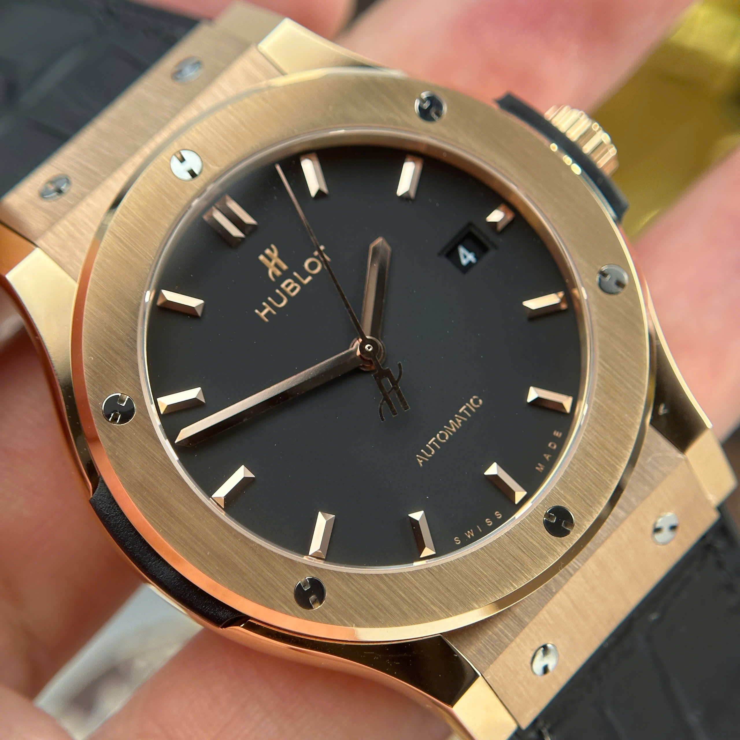 Hublot Classic Fusion King Gold Replica Watch Rose Gold Plate Titanium Case Black Dial Rubber Strap JJZ Factory 42mm (7)