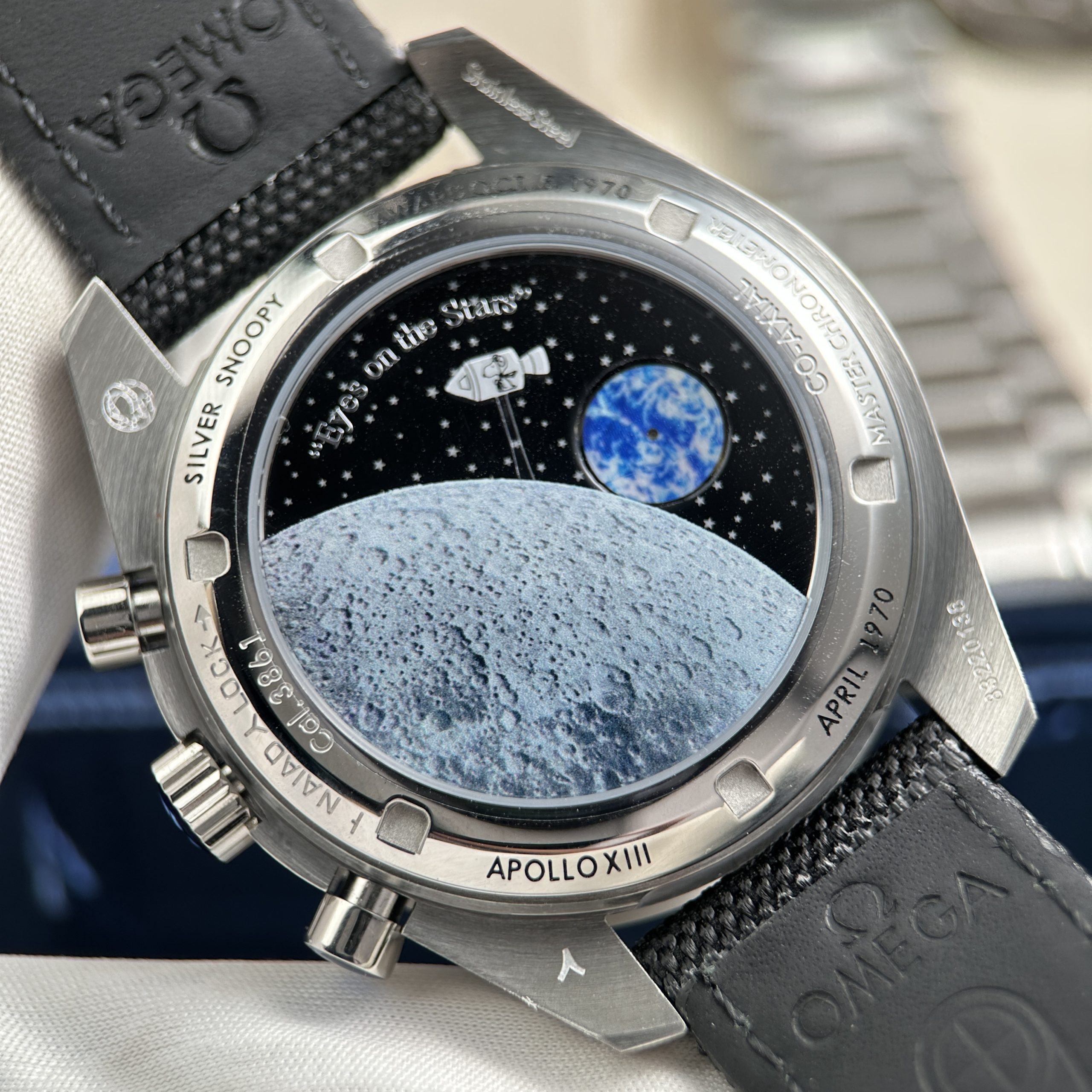 Omega Speedmaster Imitation Watch Silver Snoopy 50th Anniversary Black Dial New Version 2025 42mm (3)