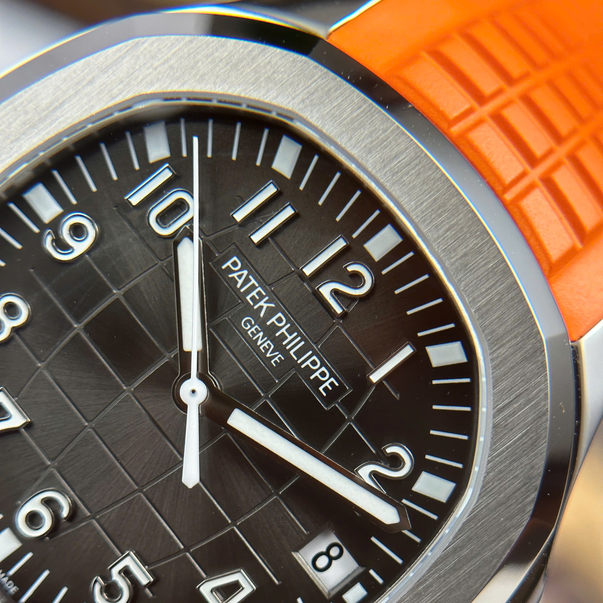 Patek Philippe Aquanaut 5167 Replica Watch Grey Dial Orange Rubber Strap BBF Factory 40mm (8)