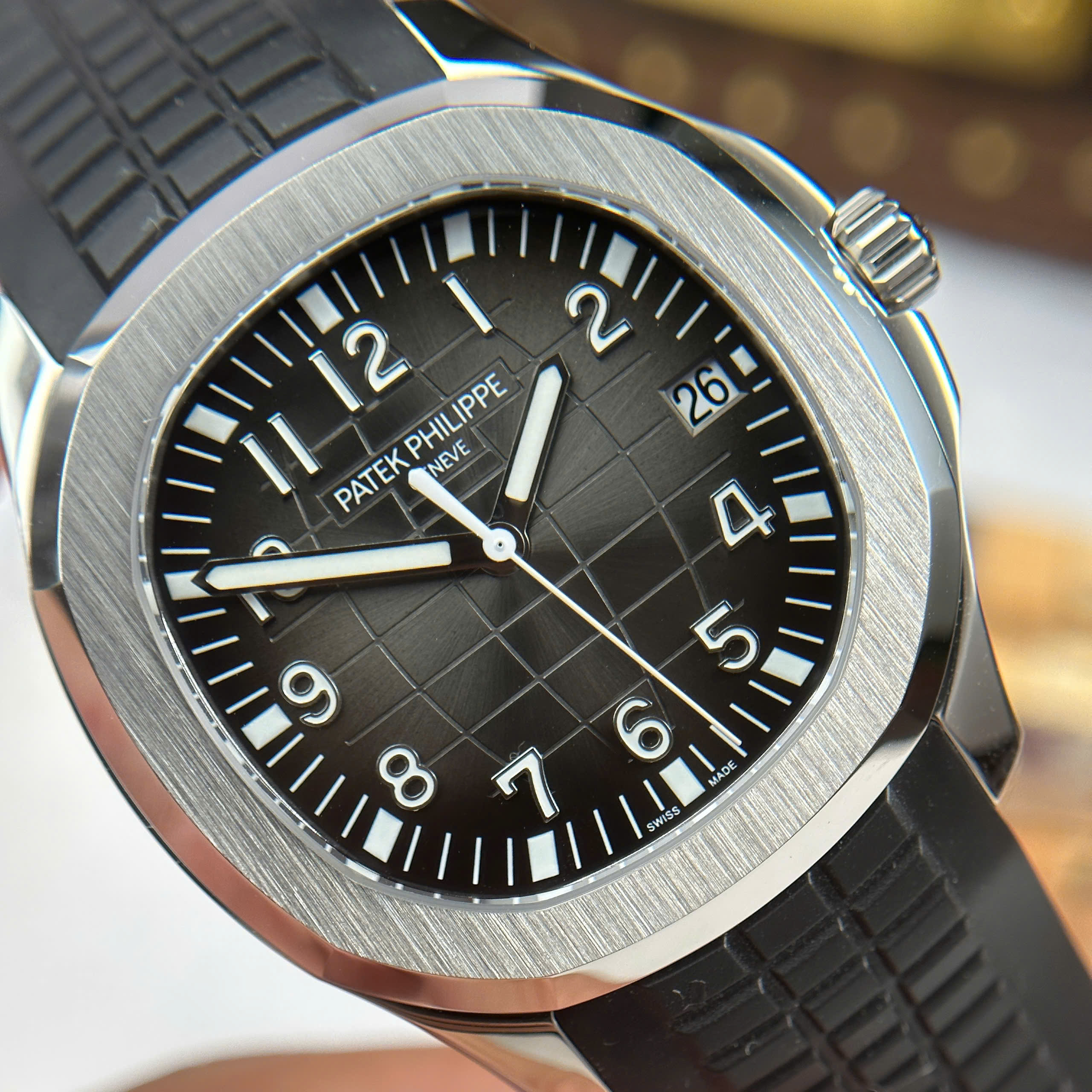 Patek Philippe Aquanaut 5167A Imitaiton Watch Grey Dial Black Rubber Strap BBF Factory 40mm (10)