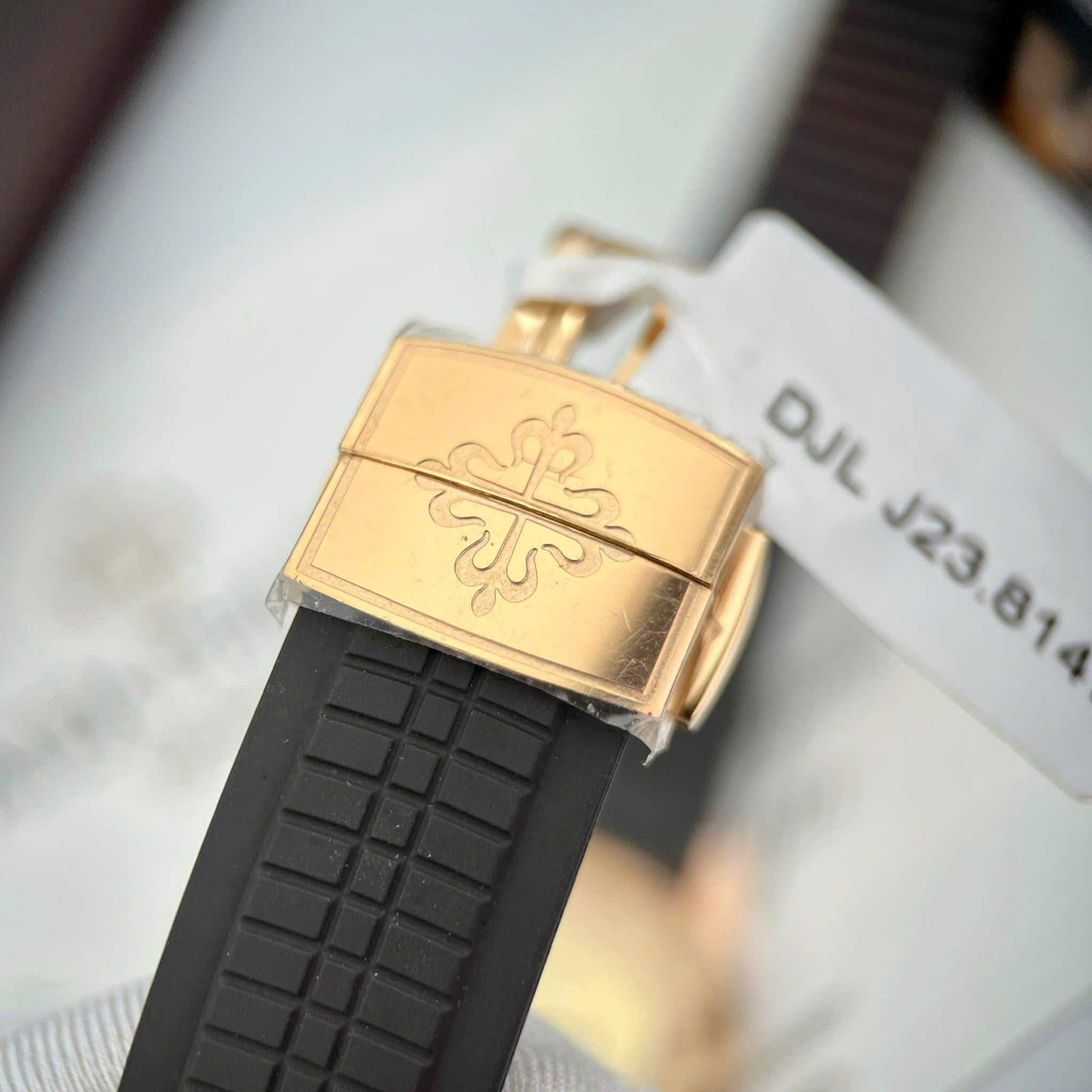 Patek Philippe Aquanaut 5167R Imitation Watch Chocolate Dial Gold 18K Wrapped Bezel Moissanite Baguette 3K Factory 40mm (1)