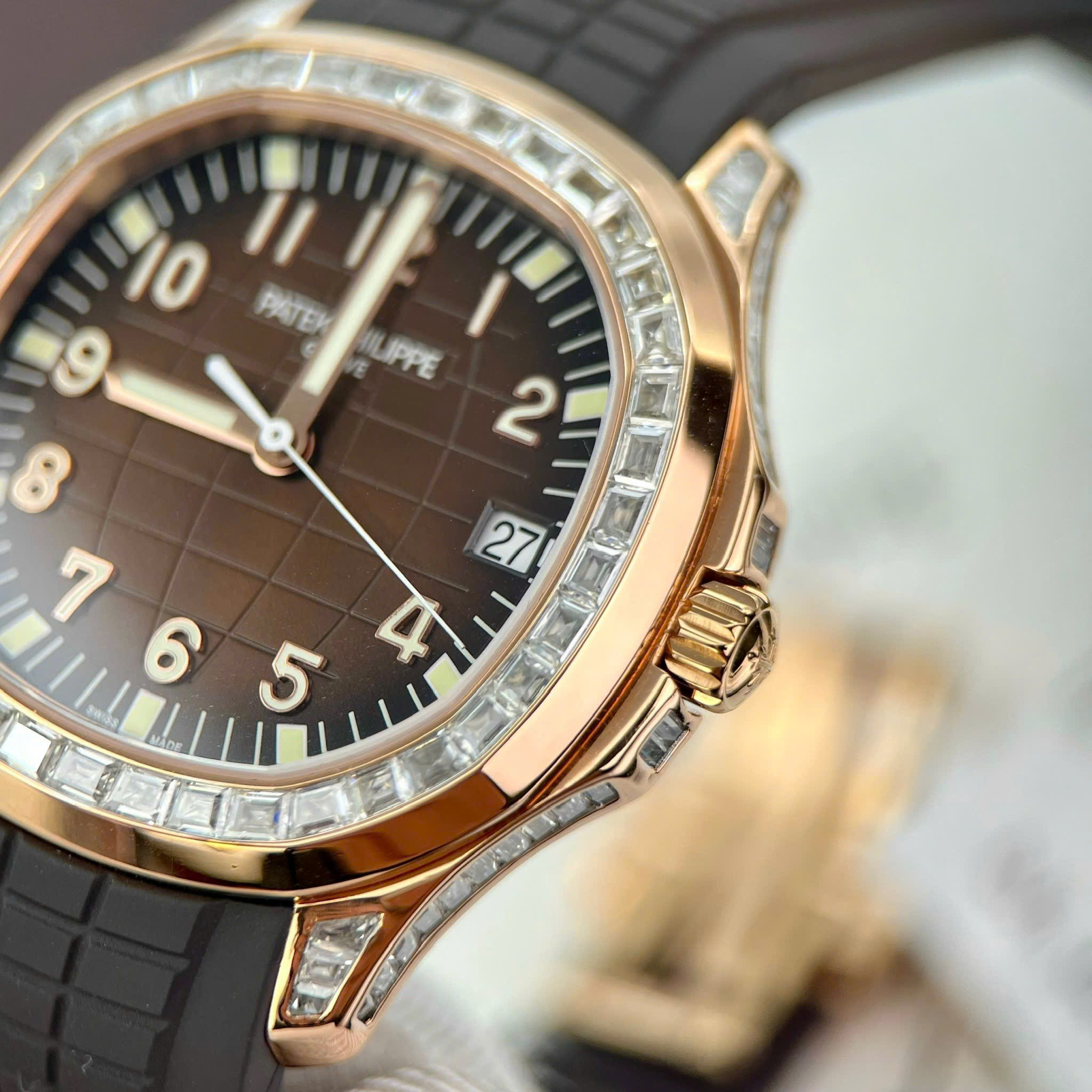 Patek Philippe Aquanaut 5167R Imitation Watch Chocolate Dial Gold 18K Wrapped Bezel Moissanite Baguette 3K Factory 40mm (4)