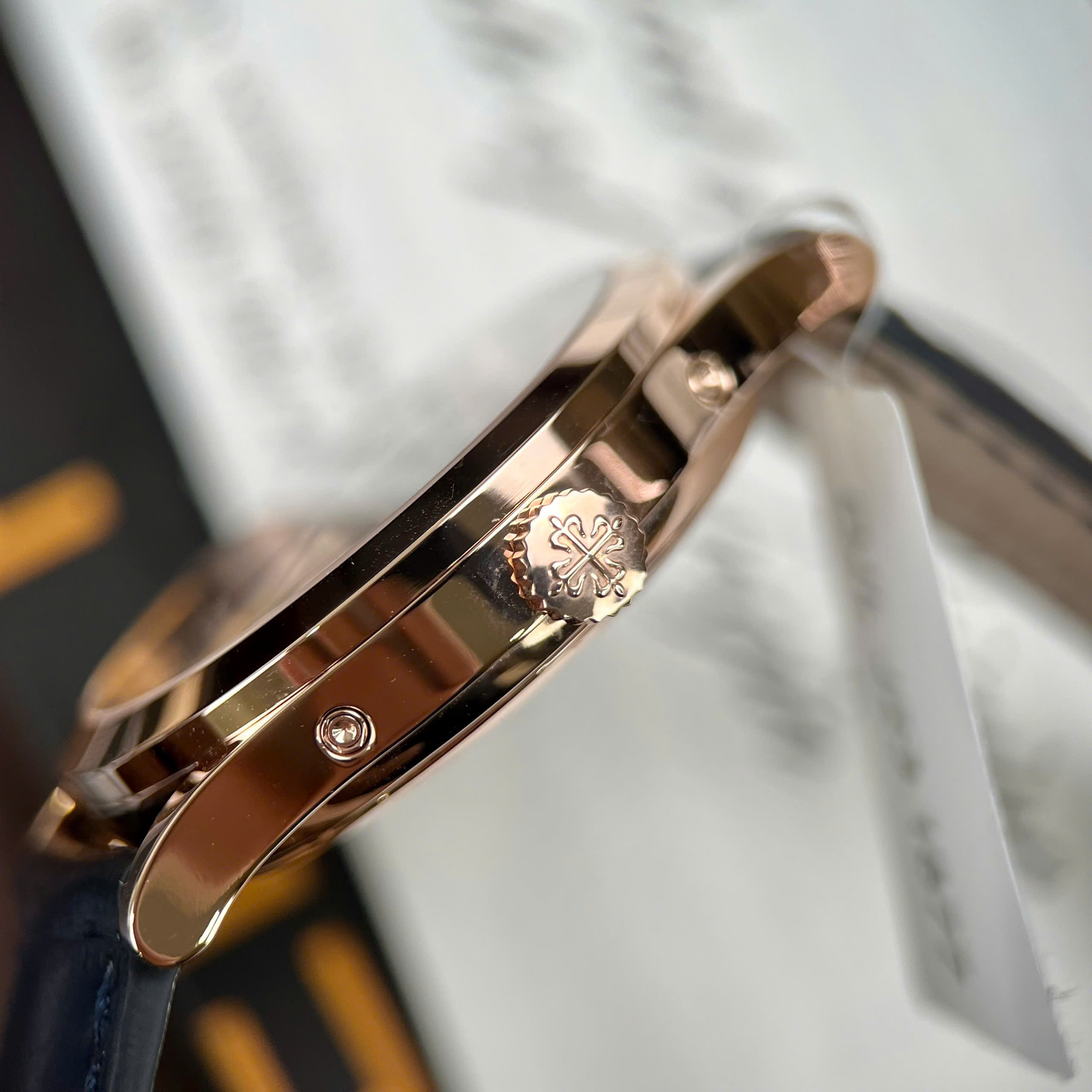 Patek Philippe Complications 5396R-014 Knock Off Watch 18K Gold Wrapped Blue Dial Leather Strap 38 (4)