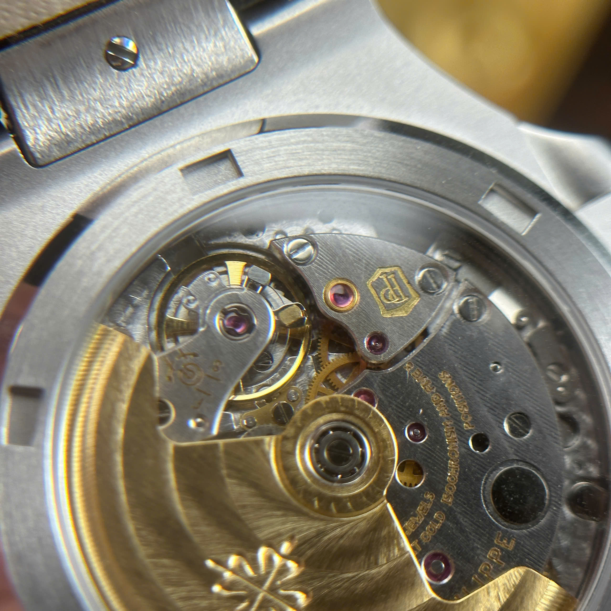 Patek Philippe Nautilus 5711 Best Replica Watch Grey Dial Black Leather Strap BBF Factory 40mm (7)