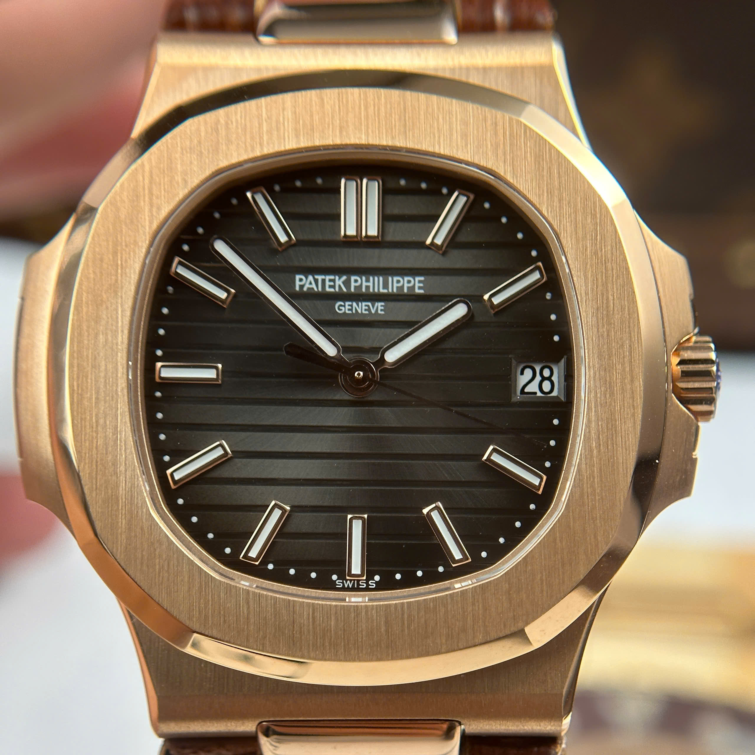 Patek Philippe Nautilus 5711 Imitation Luxury Watches Rose Gold Plate Grey Dial Brown Leather Strap BBF Factory 40mm (10)