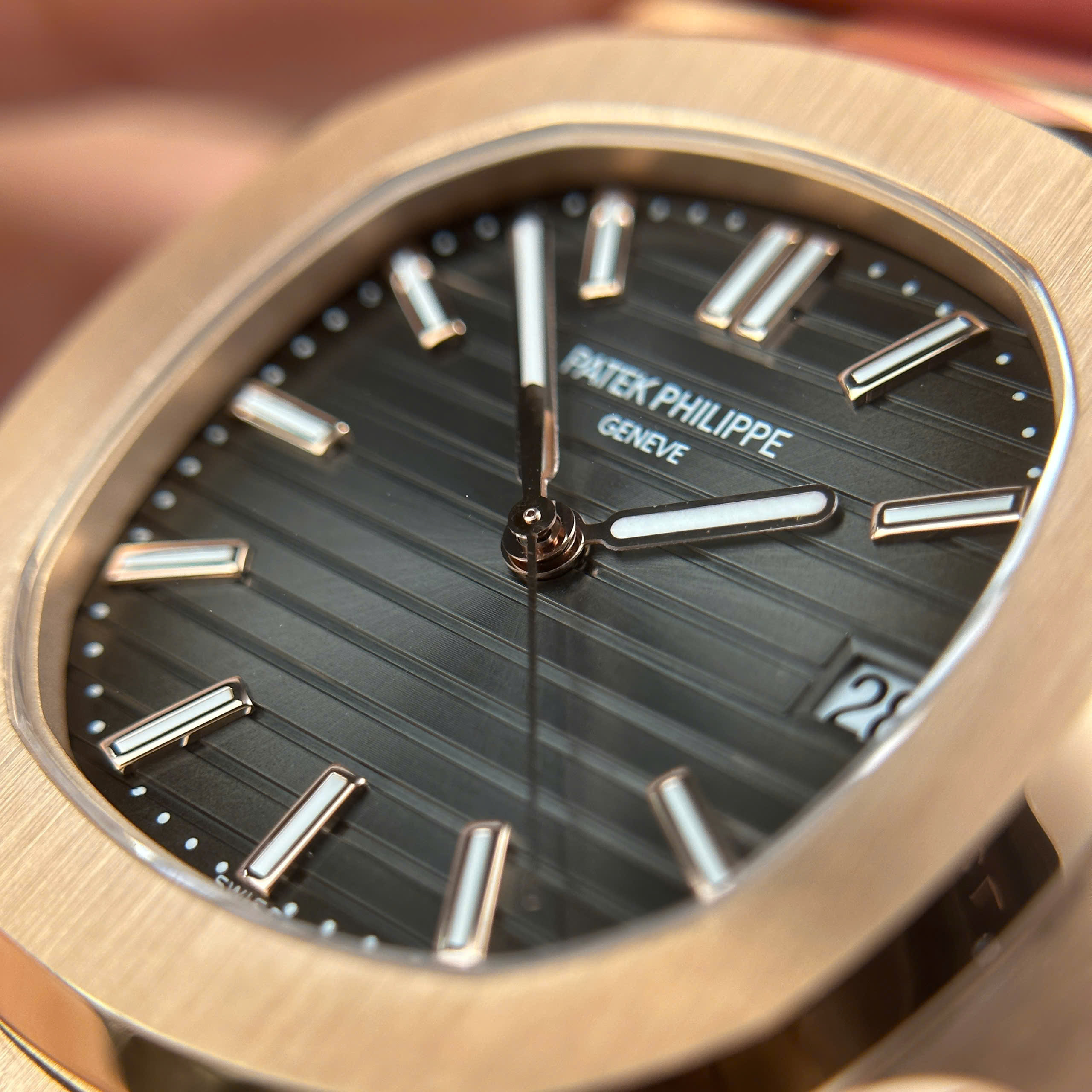 Patek Philippe Nautilus 5711 Imitation Luxury Watches Rose Gold Plate Grey Dial Brown Leather Strap BBF Factory 40mm (7)