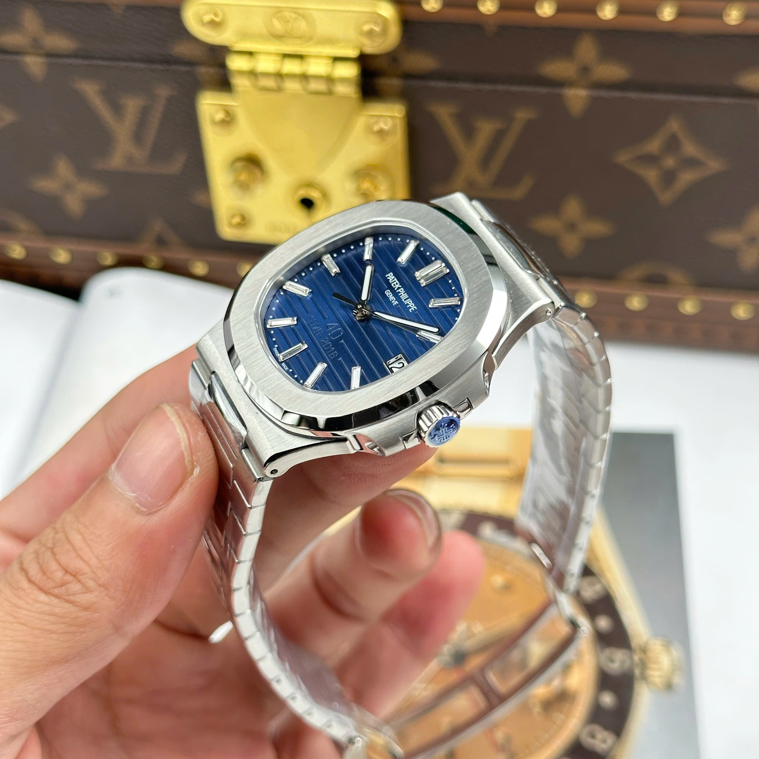 Patek Philippe Nautilus 5711 Knock Off Watch 40th Anniversary Years Version Blue Dial BBF Factory 40mm (11)