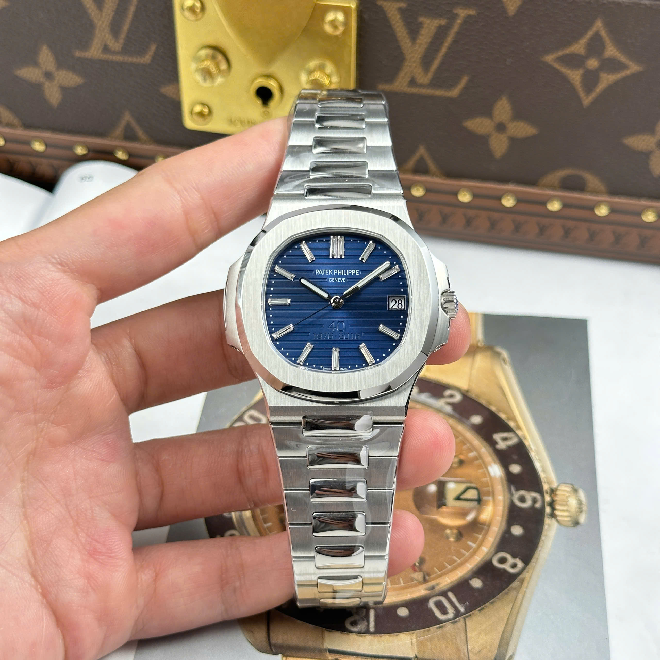 Patek Philippe Nautilus 5711 Knock Off Watch 40th Anniversary Years Version Blue Dial BBF Factory 40mm (13)