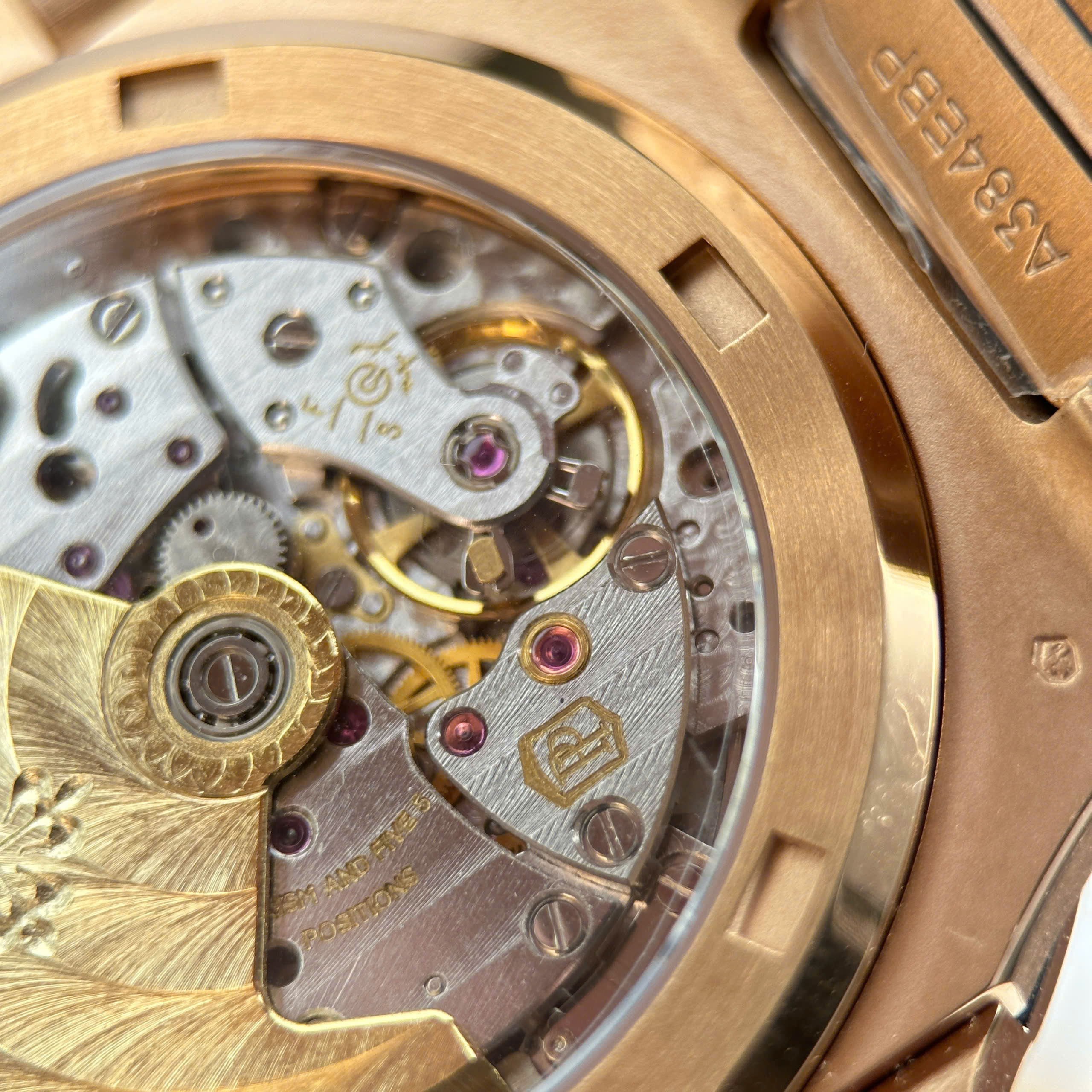 Patek Philippe Nautilus 5711 Luxury Replica Watch Rose Gold Plate Brown Chocolate Dial BBF Factory 40mm (6)