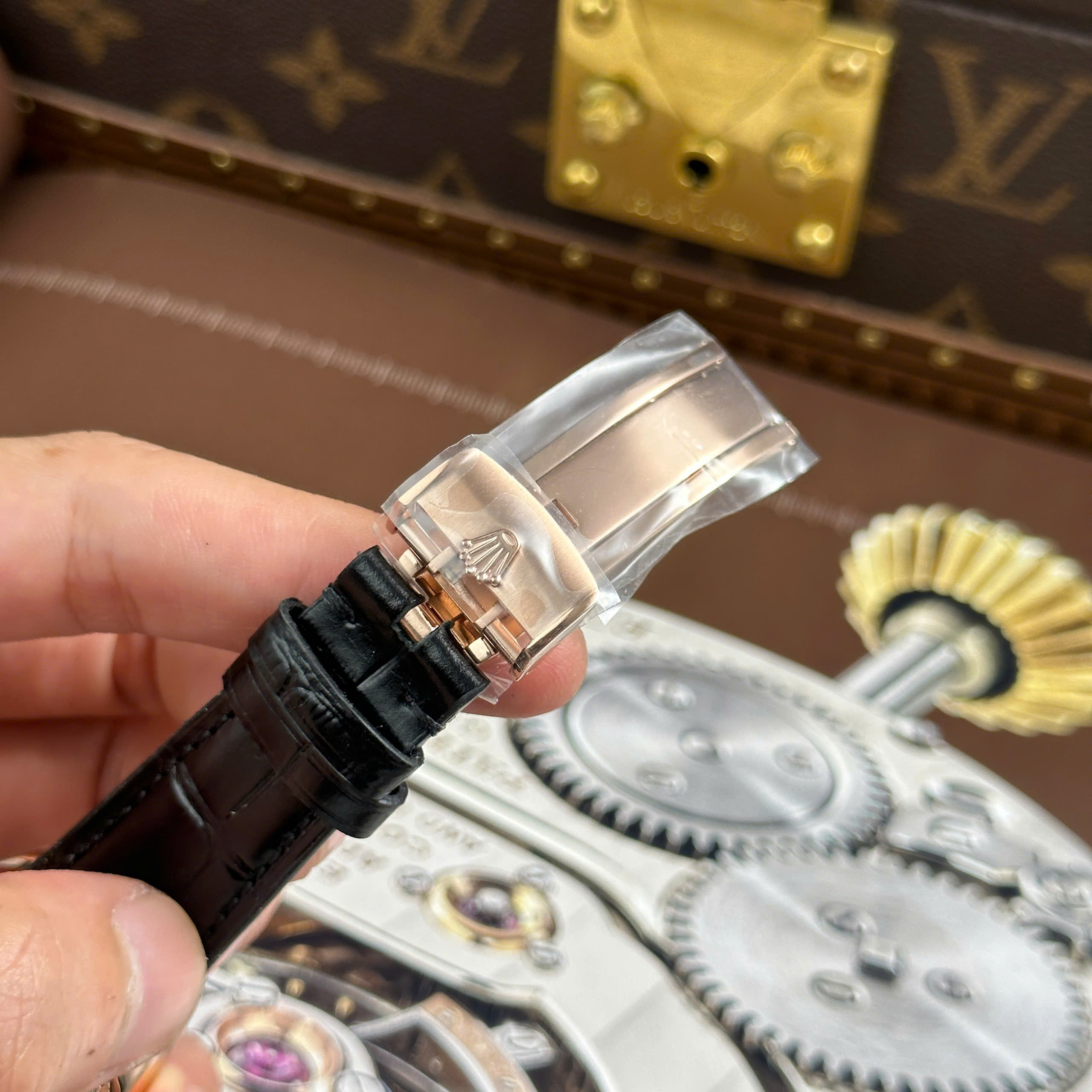 Rolex Cellini Moonphase 50535 Good Imitation Watch Rose Gold Plate Leather Strap KZ (1)