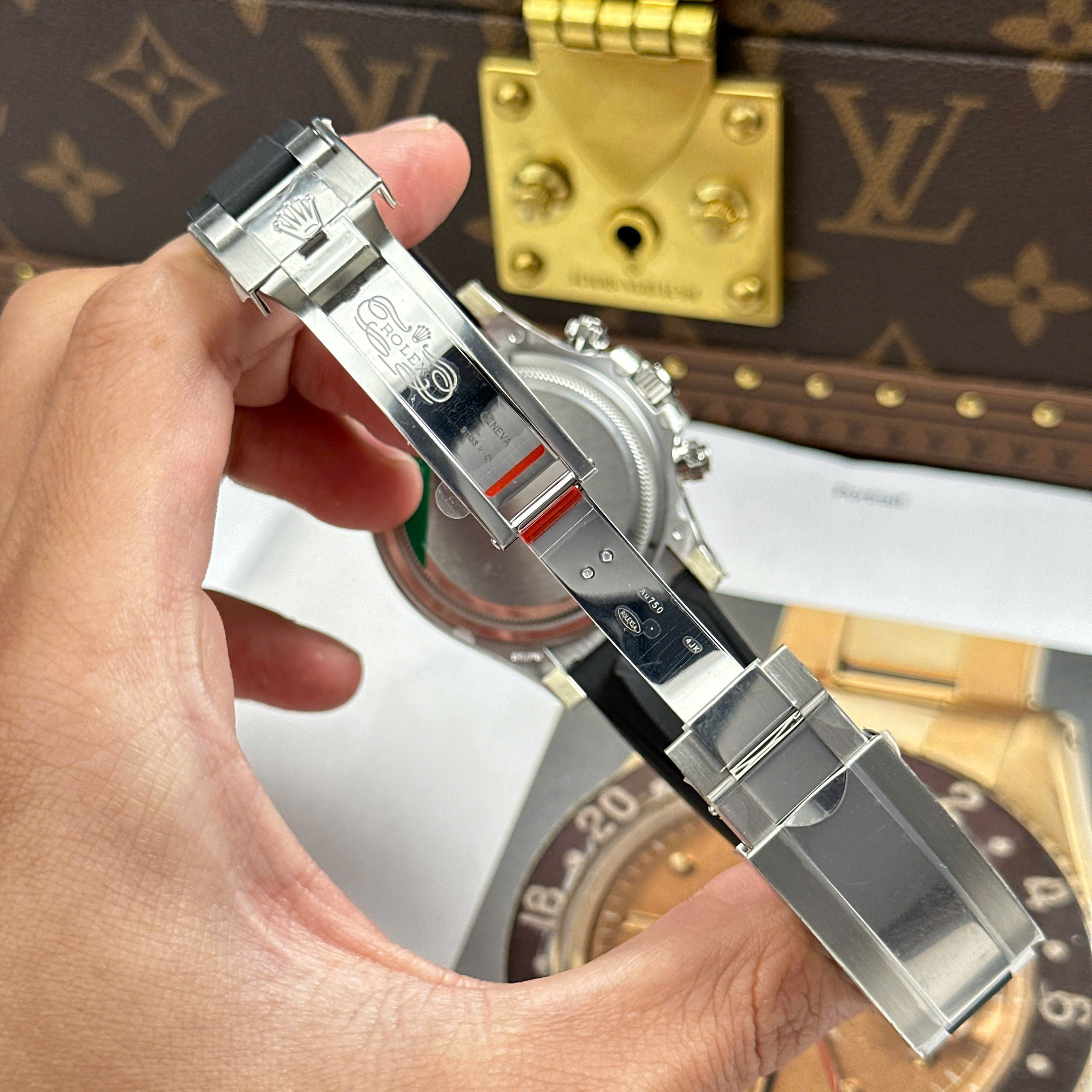 Rolex Cosmograph Daytona 126519LN Best Quality Replica Watch Black Dial Rhinestone Hours Clean Factory 40mm (3)