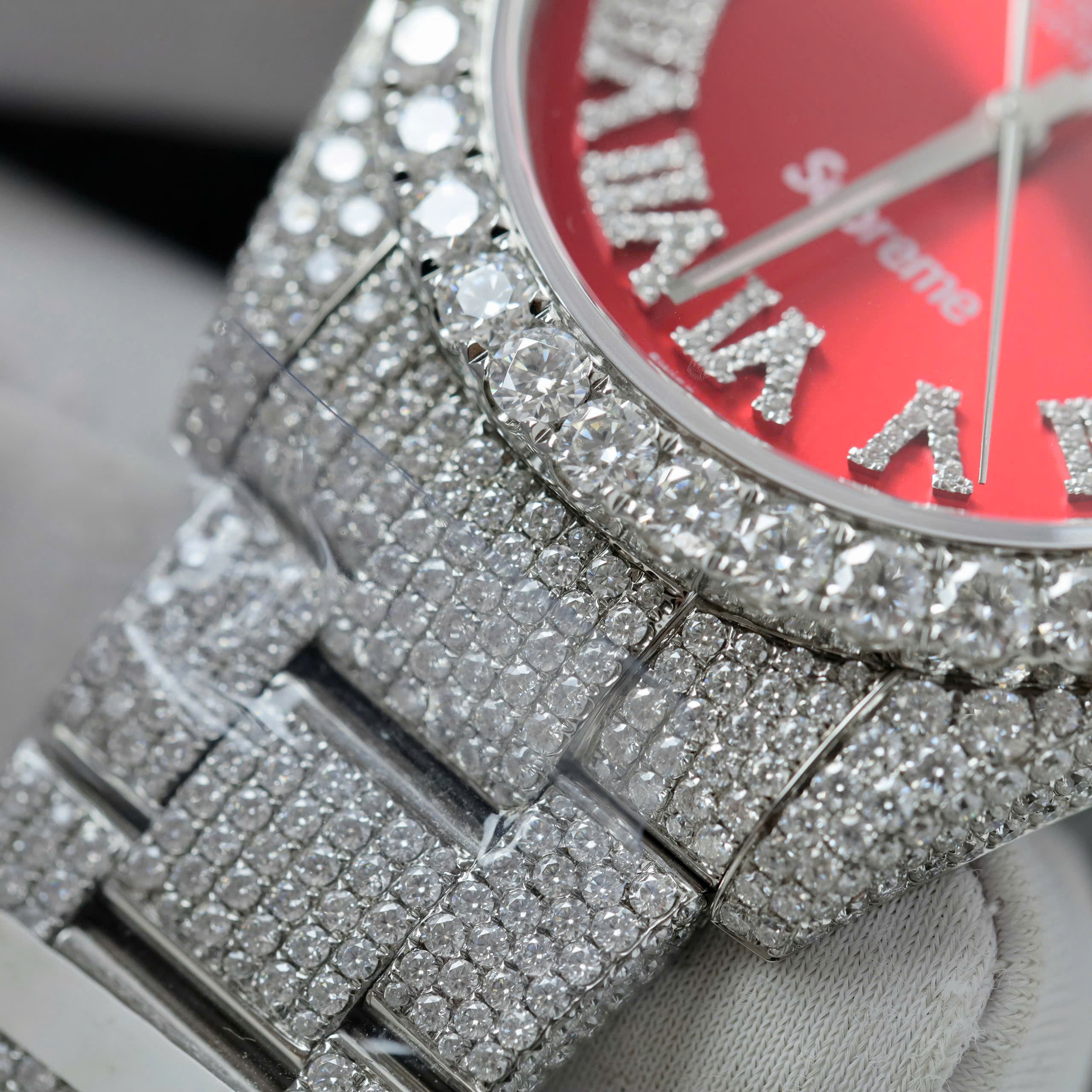 Rolex DateJust Best Quality Replica Watch Iced Out Diamond Moissanite Supreme Dial Oyster Bands 41mm (4)