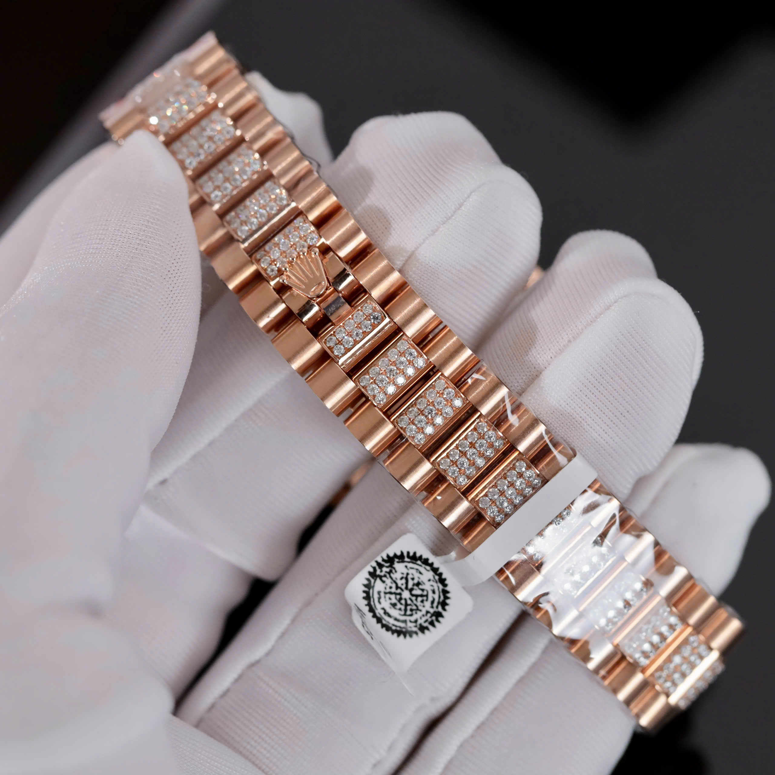 Rolex DateJust Lady Luxury Replica Watches 18K Gold Wrapped + Diamond Moissanite Dial + Moissanite On Midle Band 31mm (2)