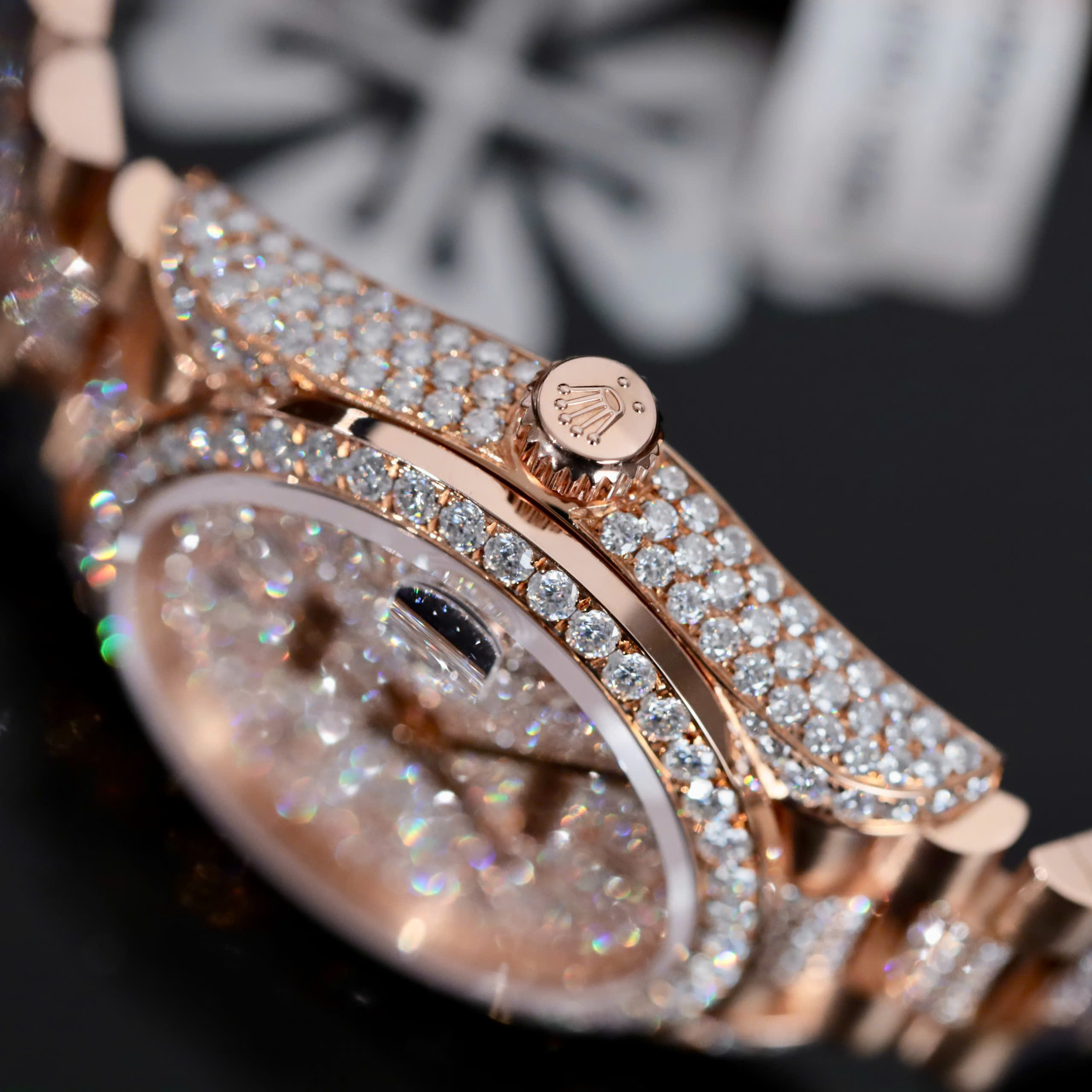 Rolex DateJust Lady Luxury Replica Watches 18K Gold Wrapped + Diamond Moissanite Dial + Moissanite On Midle Band 31mm (4)