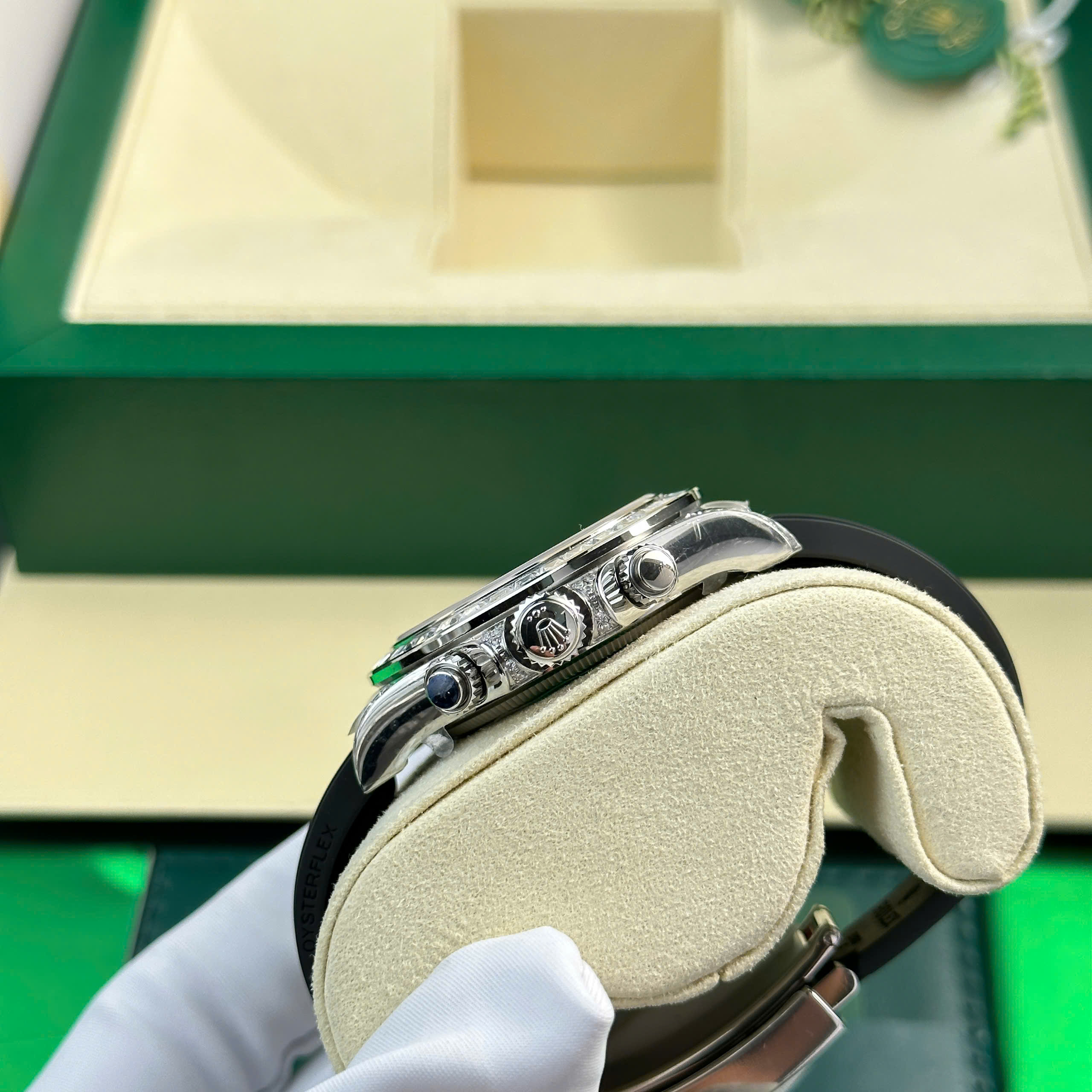 Rolex Daytona 126539TBR Imitaiton Watch Rhinestone Bezel Grey Dial Oysterflex Bands 40mm (4)