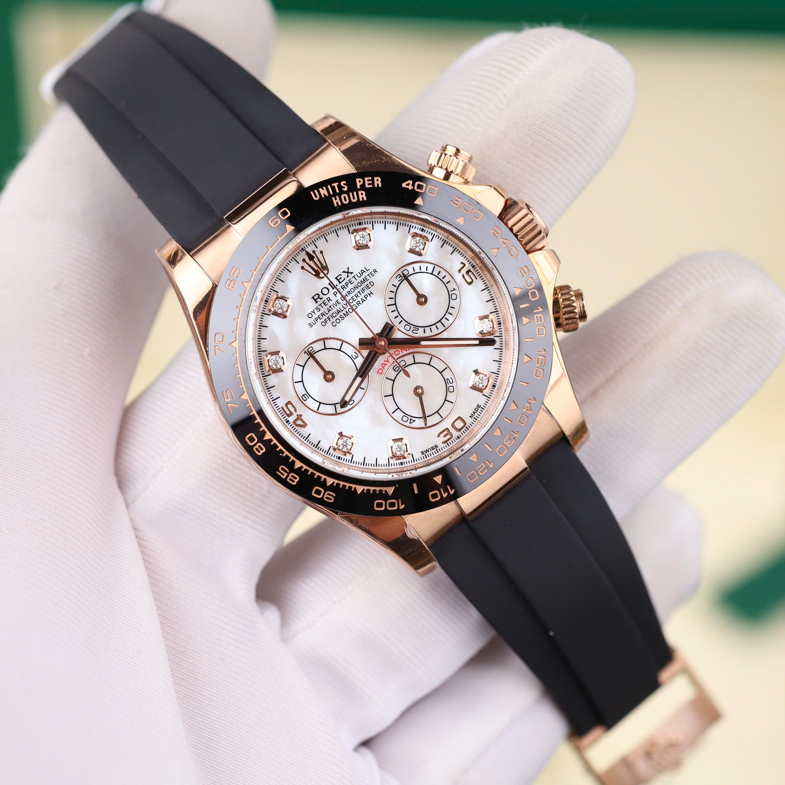 Rolex Daytona Good Imitaiton Watch Rose Gold Plate Mother Of Pearl Dial Moissanite Diamond On Hours Oyster Flex BT Factory 40mm (17)
