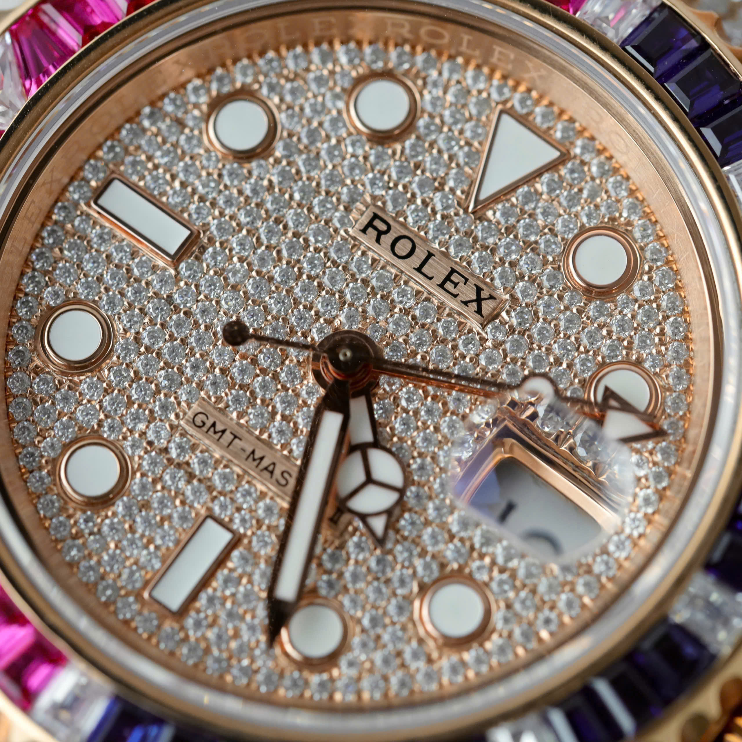 Rolex GMT-Master II 126755 SARU Luxury Replica Watch 18K Gold Wraaped Moissanite Dial Bezel Ruby Gem 40mm (5)