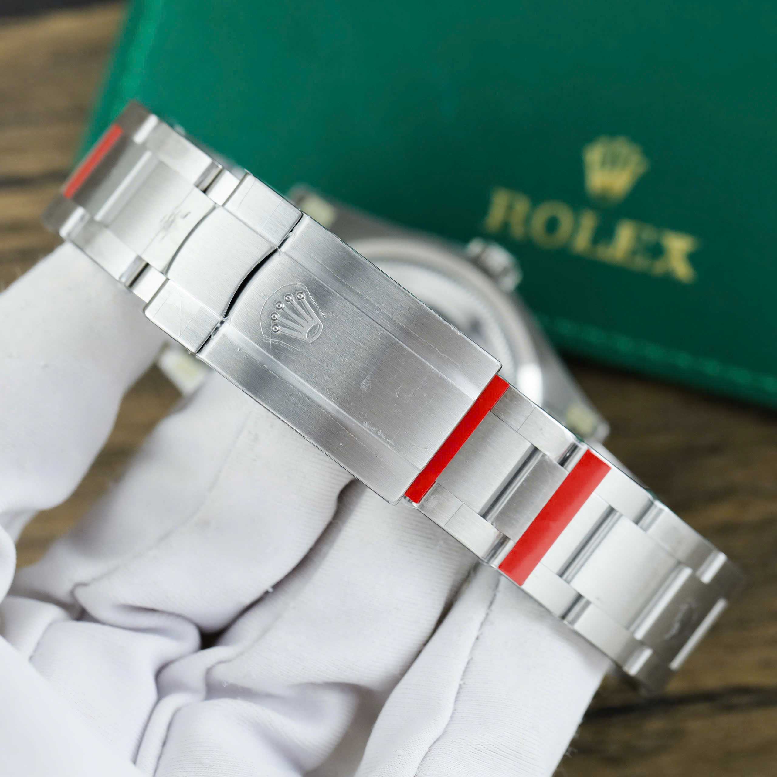 Rolex Oyster Perpetual 126000 Best Quality Replica Watch White Dial Index Hours VS Factory 36mm (1)