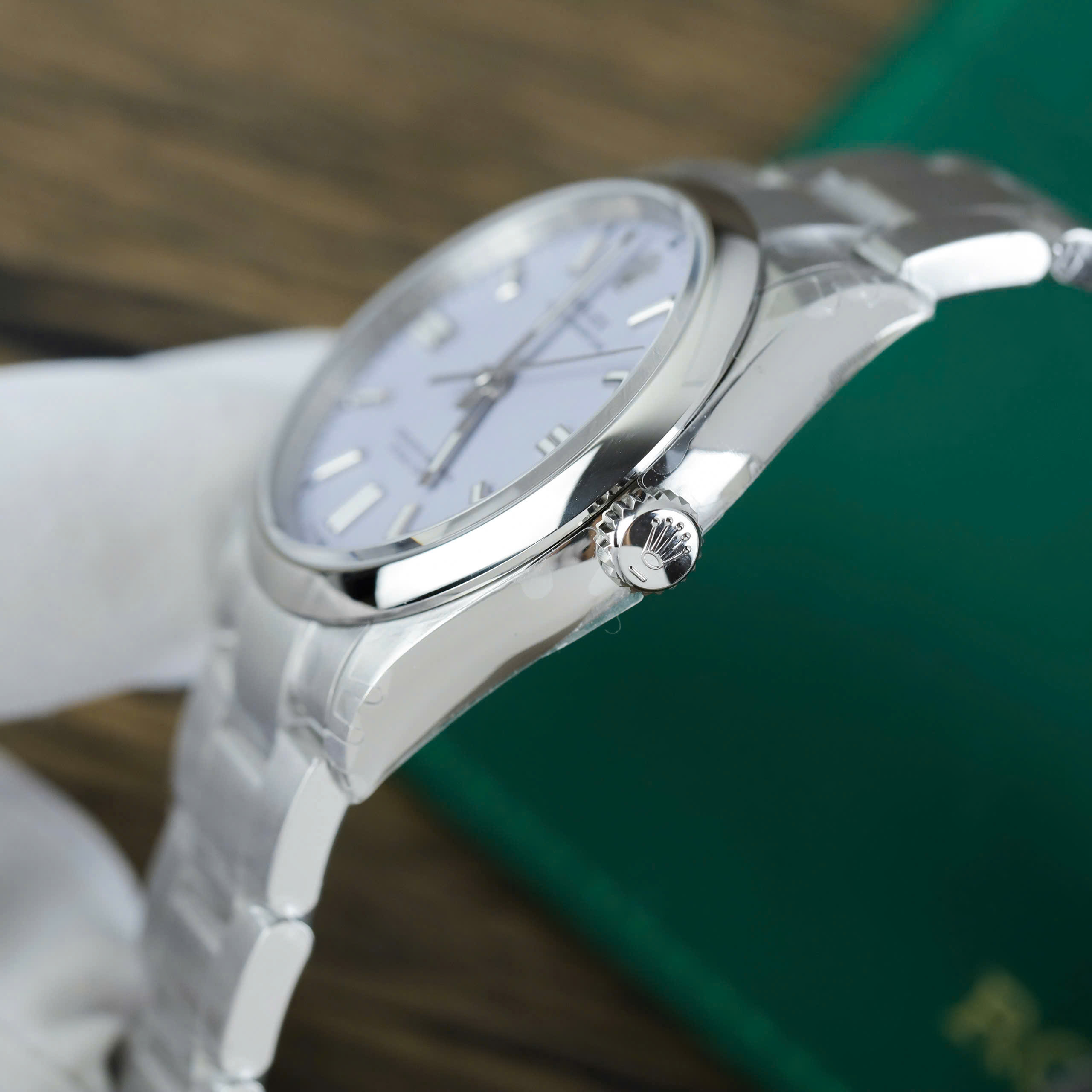 Rolex Oyster Perpetual 126000 Best Quality Replica Watch White Dial Index Hours VS Factory 36mm (3)