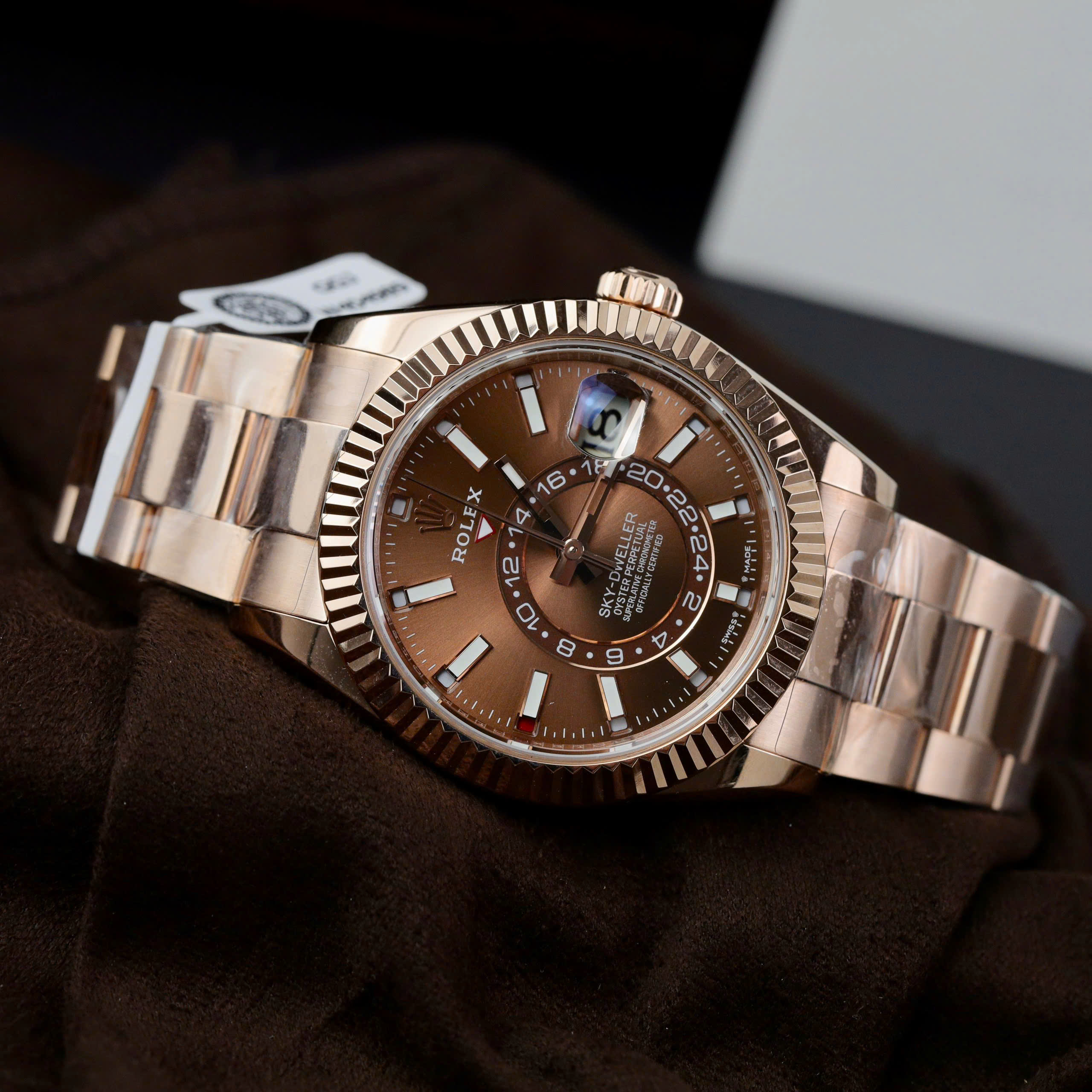 Rolex Sky-Dweller Imitaiton Watch Gold 18K Wrapped Brown Chocolate Dial Automatic 42mm (3)