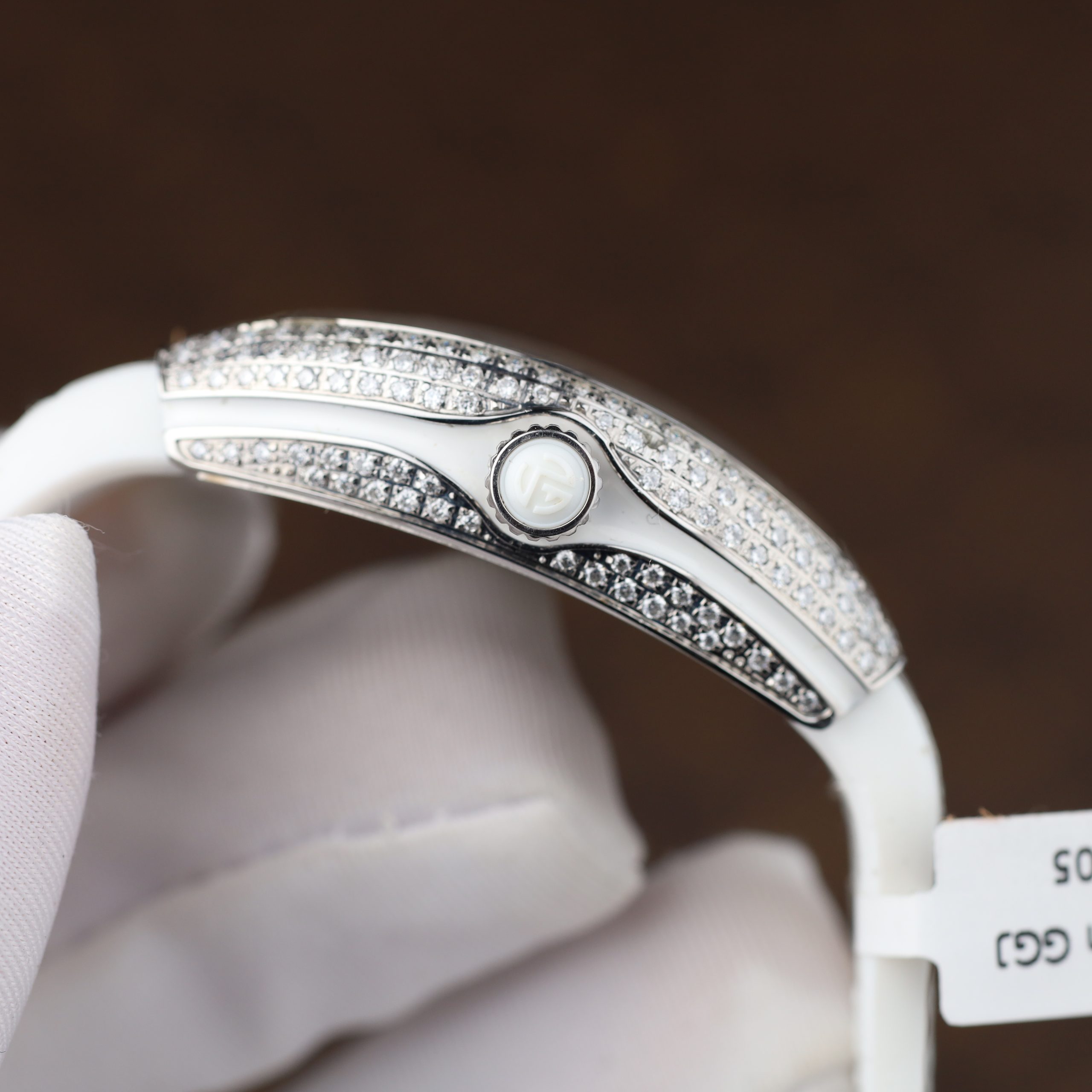 Franck Muller V32 Vanguard Lady Imitation Watches White Dial Diamond Moissanite On Case Rubber Strap 36mm (5)