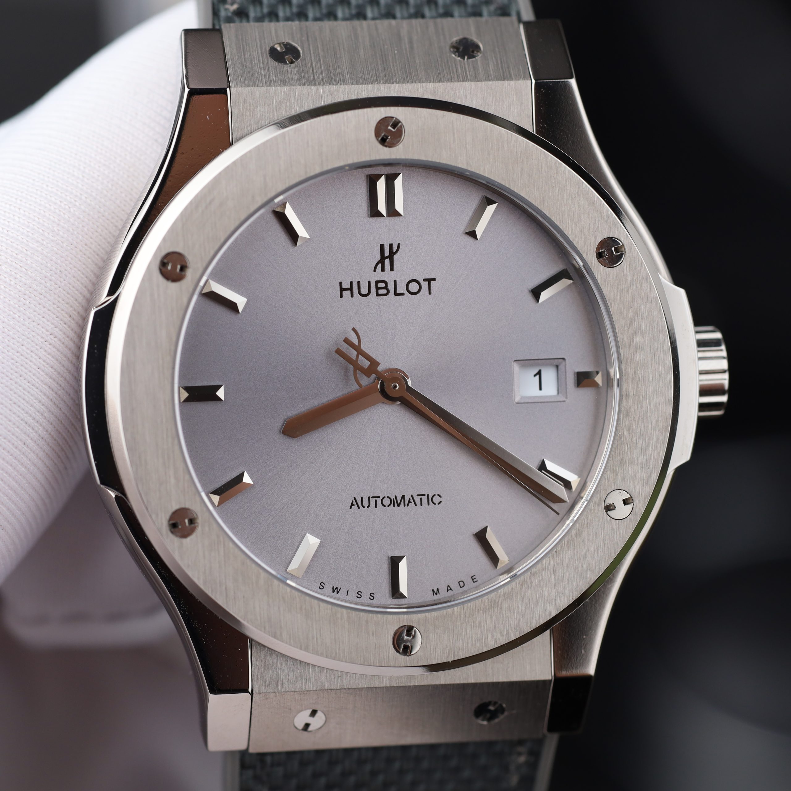 Hublot Classic Fusion Replica Watches White Dial Titanium Case JJZ Factory 42mm (8)