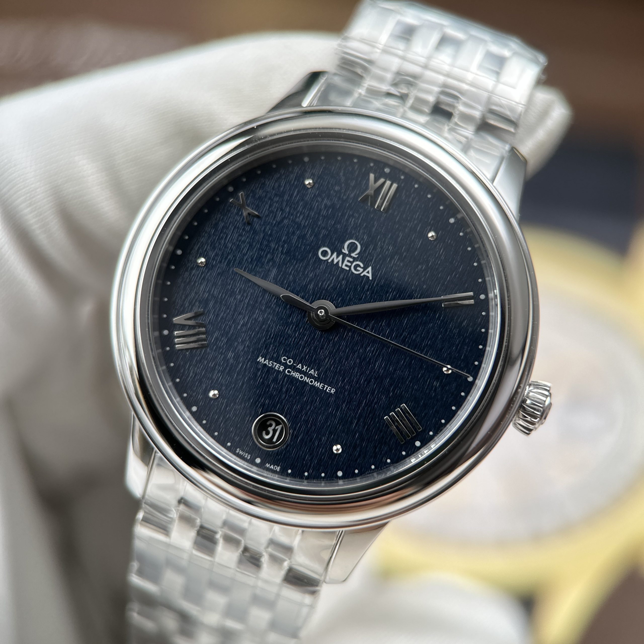 Omega De Ville Prestige Good Imitation Watches Blue Dial Automatic Stainless Steel 34mm (11)