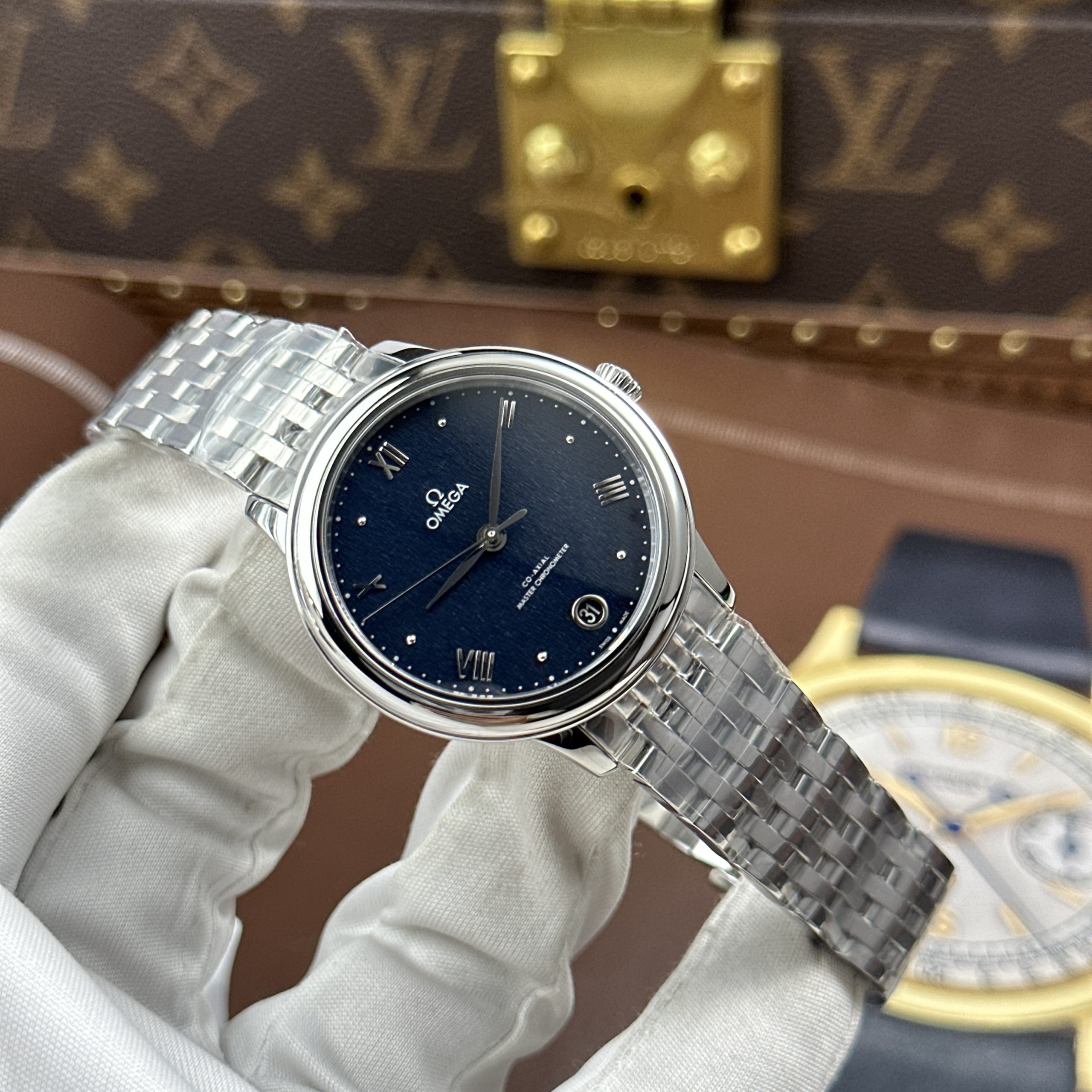 Omega De Ville Prestige Good Imitation Watches Blue Dial Automatic Stainless Steel 34mm (12)