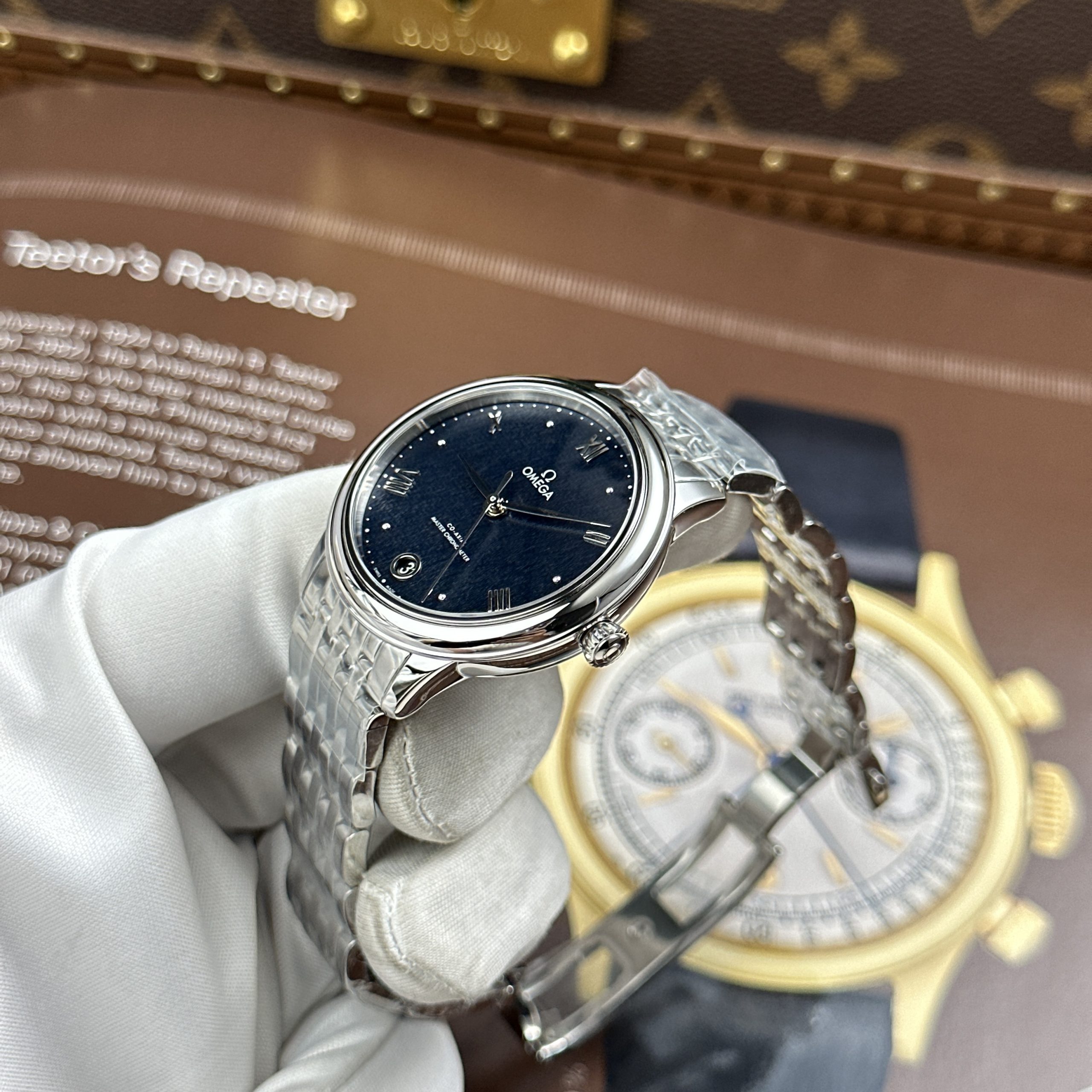 Omega De Ville Prestige Good Imitation Watches Blue Dial Automatic Stainless Steel 34mm (13)