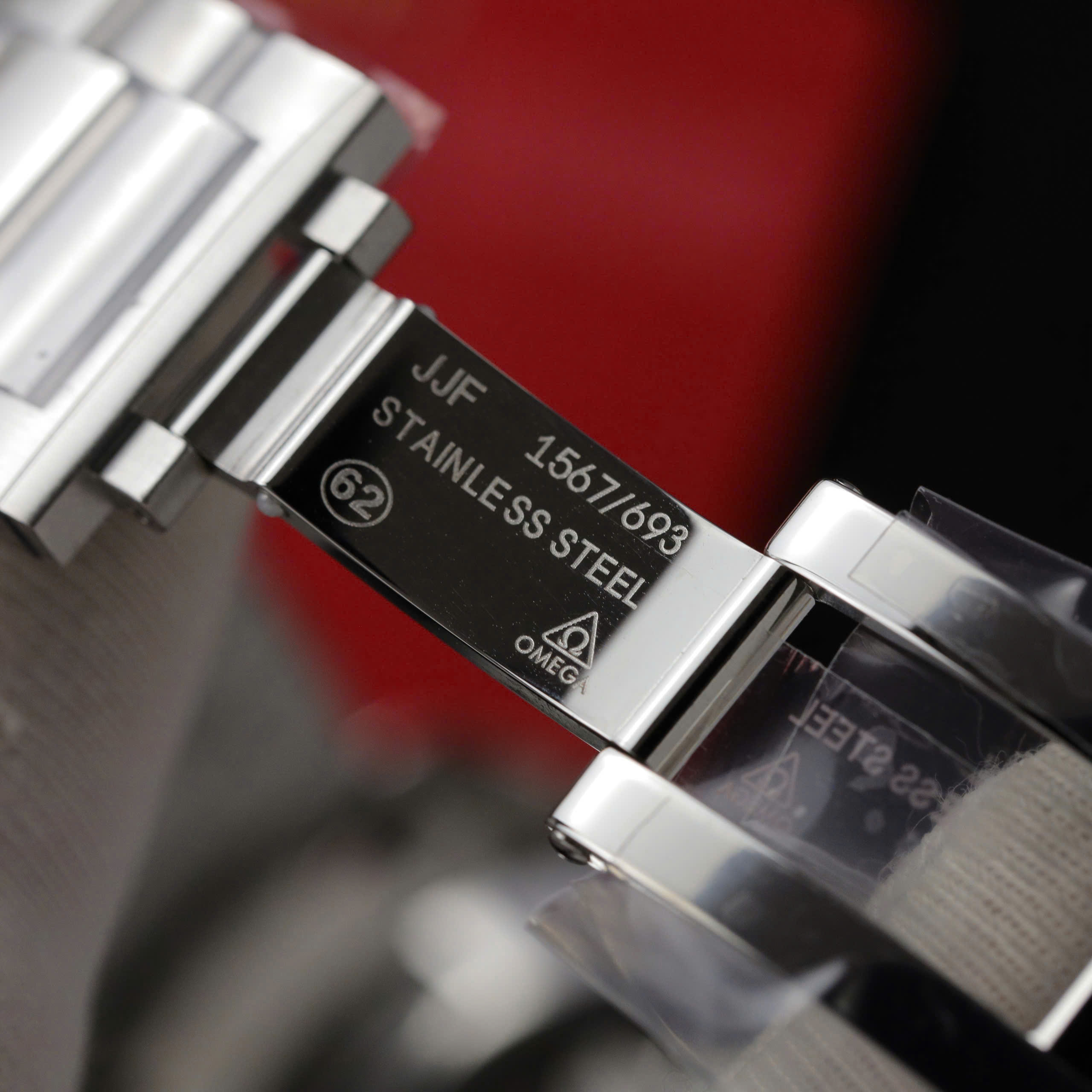 Omega Seamaster Aqua Terra Good Imitation Watches Black Dial VS Factory 42mm (2)