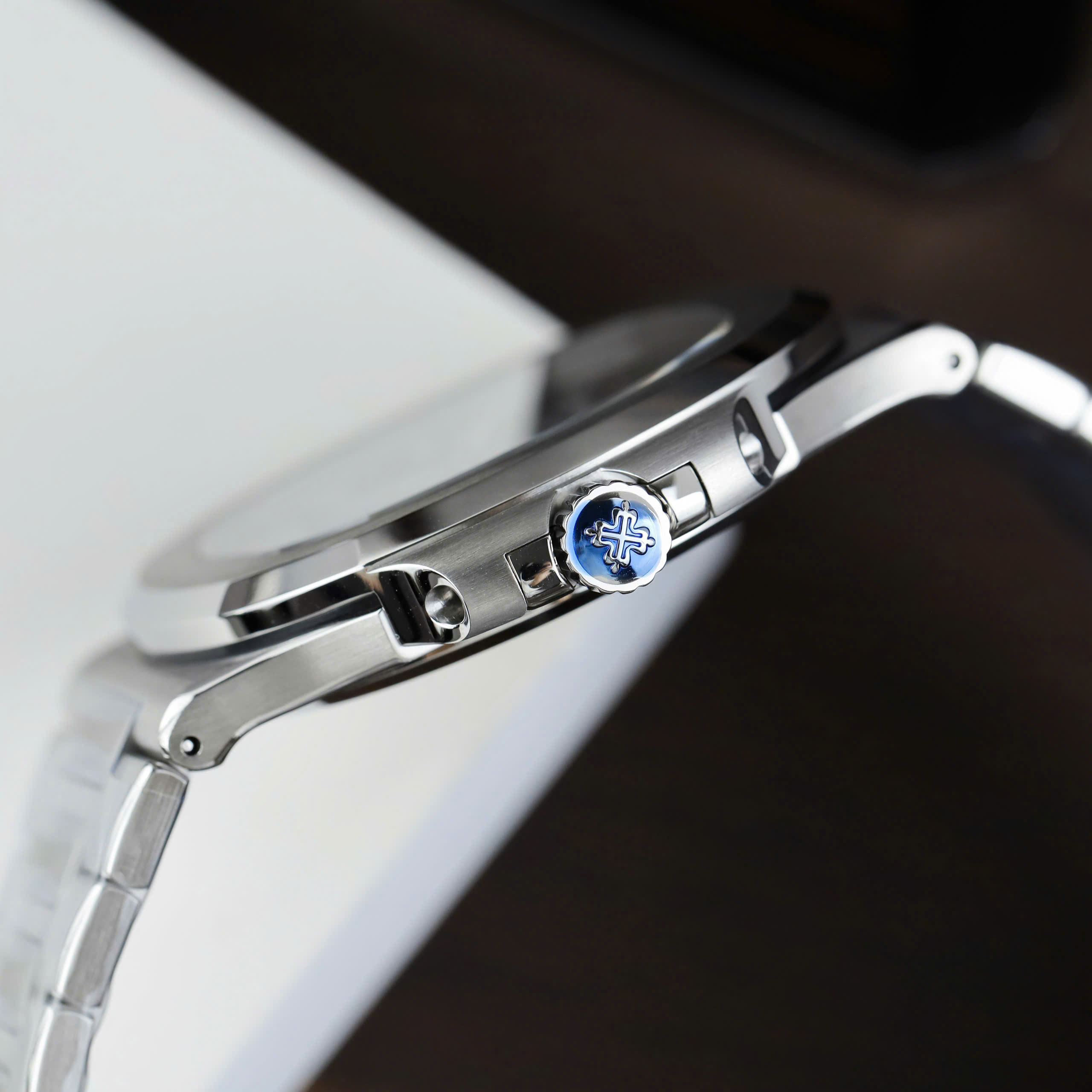 Patek Philippe Nautilus 5811 Best Quality Replica Watches Custom Blue Dial 3K Factory 41mm (4)