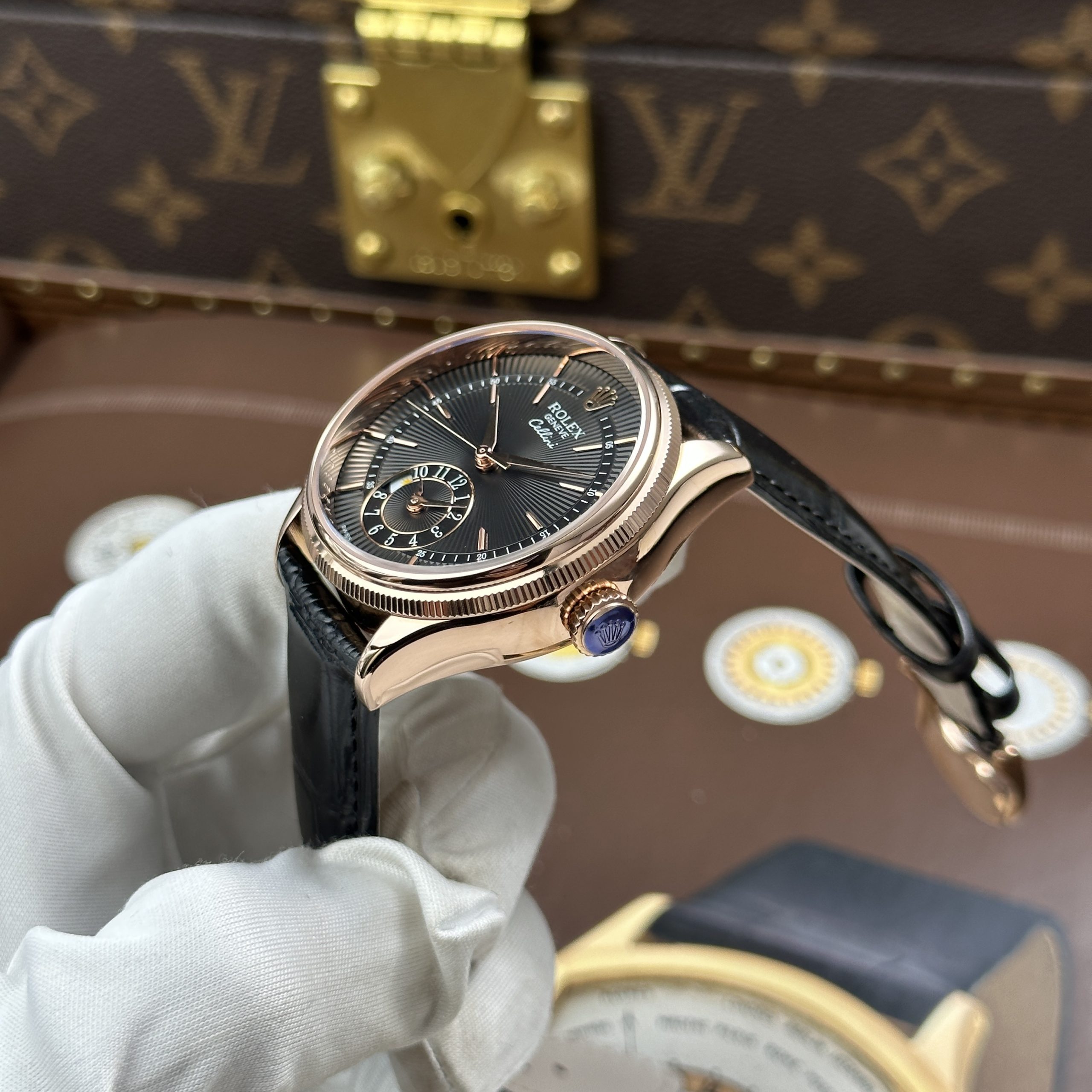 Rolex Cellini Dual Time 50225 Imitaiton Wach Black Dial Rose Gold Plate Leather Strap KZ Factory 39mm (9)