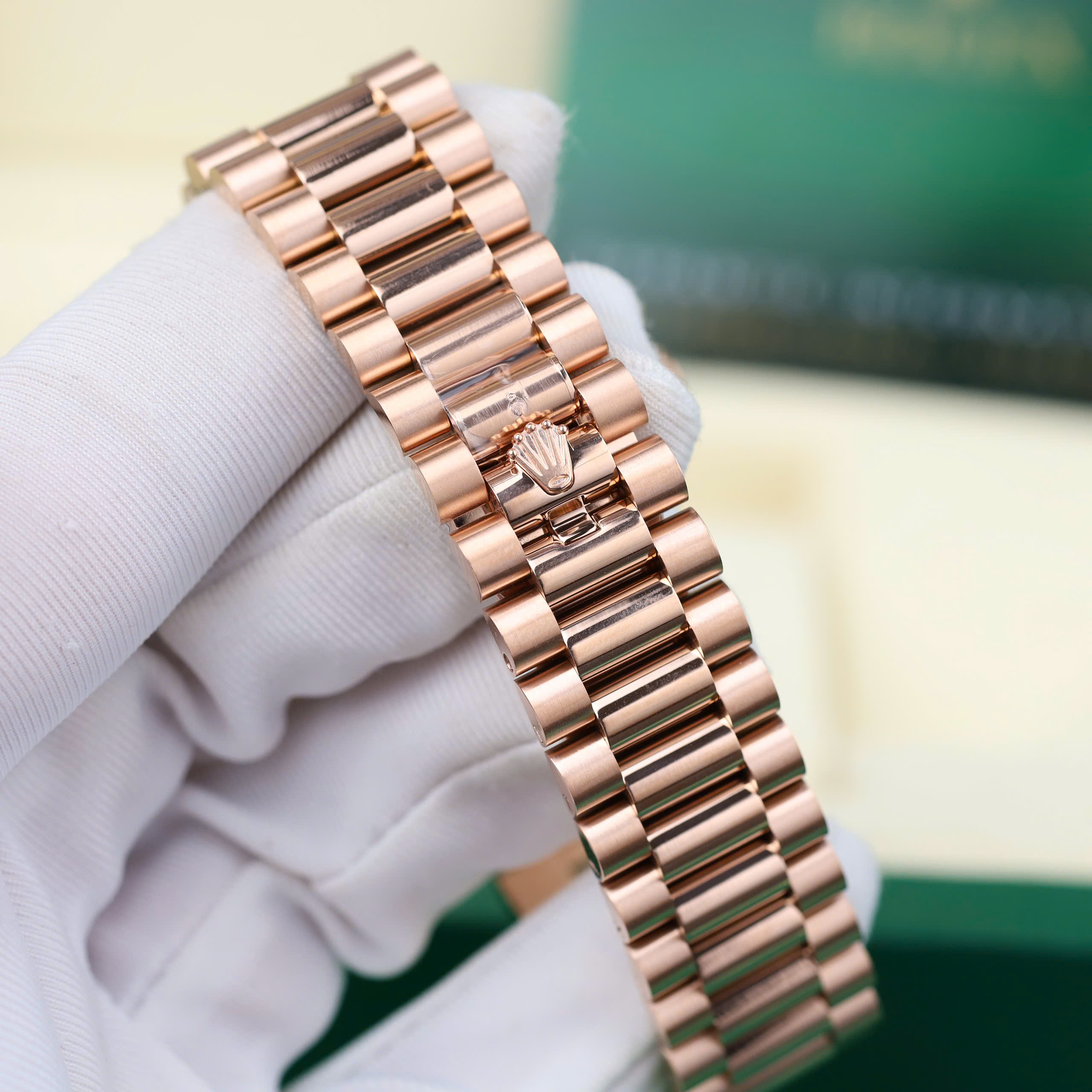 Rolex DateJust Good Imitation Watches Rose Gold Plate Brown Chocolate Dial Rhinestone Baguette + Ruby Hours 40mm (2)