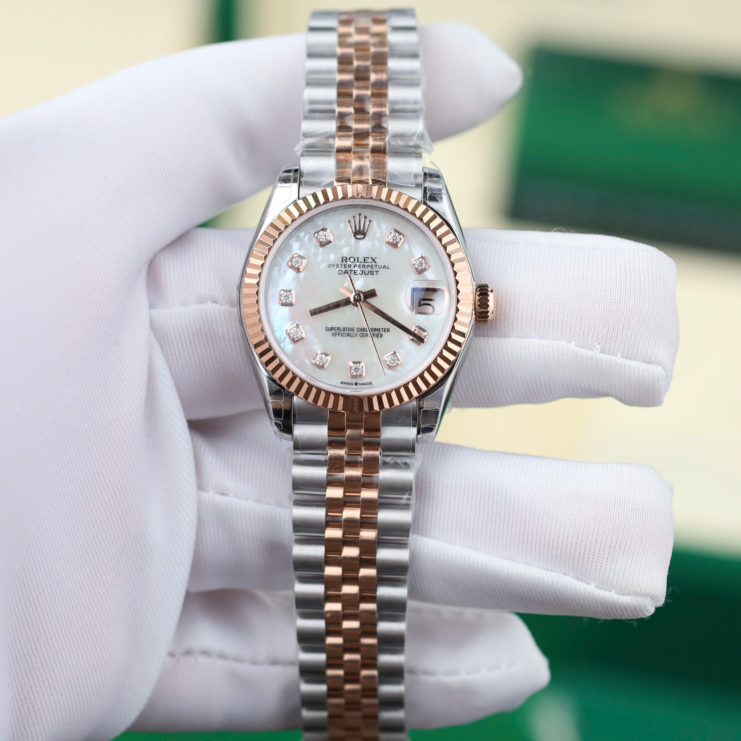 Rolex DateJust Lady Best Quality Replica Watches Mother Of Pearl Dial Moissanite Hours 31mm (1)