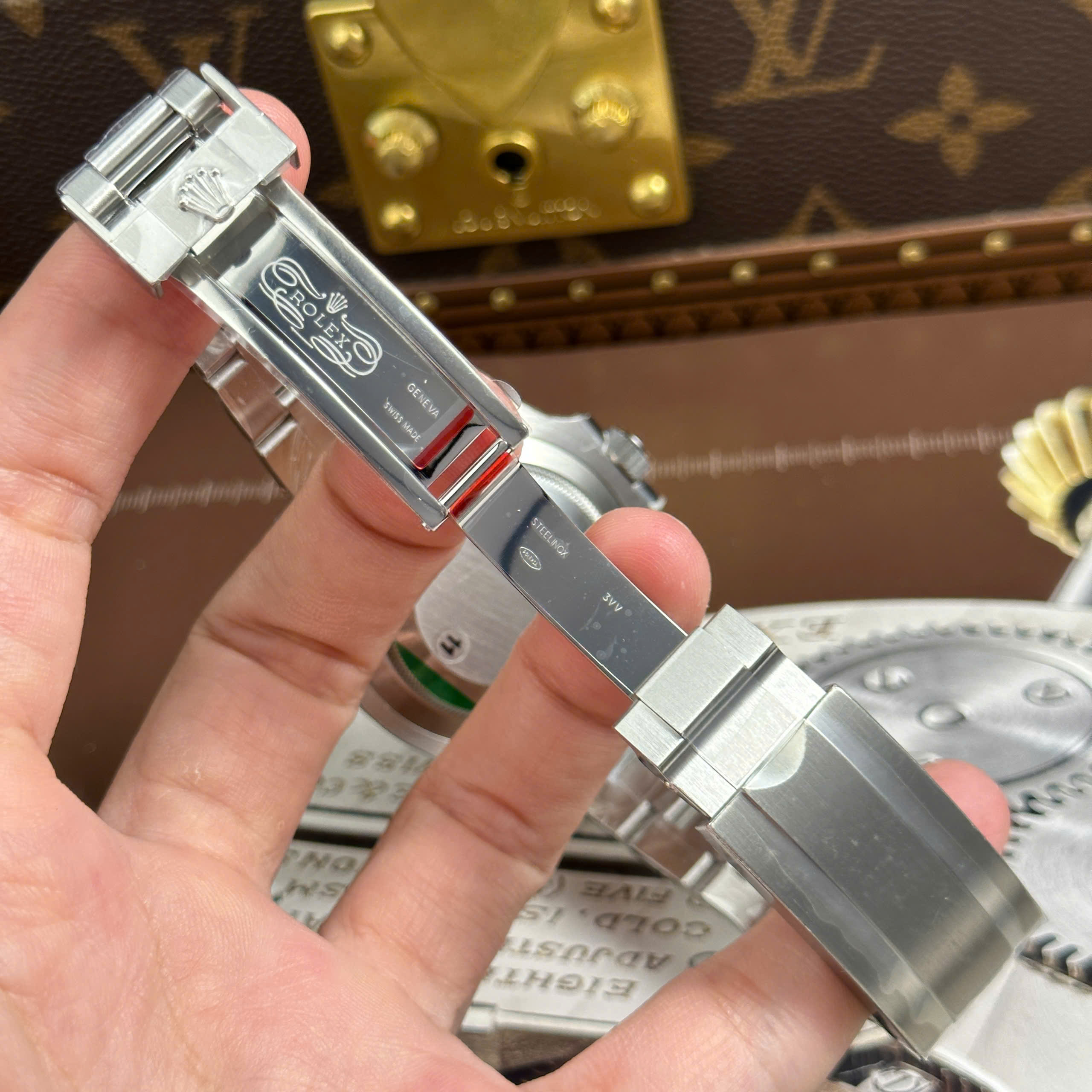 Rolex Submariner No Date 124060 Good Imitation Black Dial Stainless Steel 904L VS Factory 41mm (3)